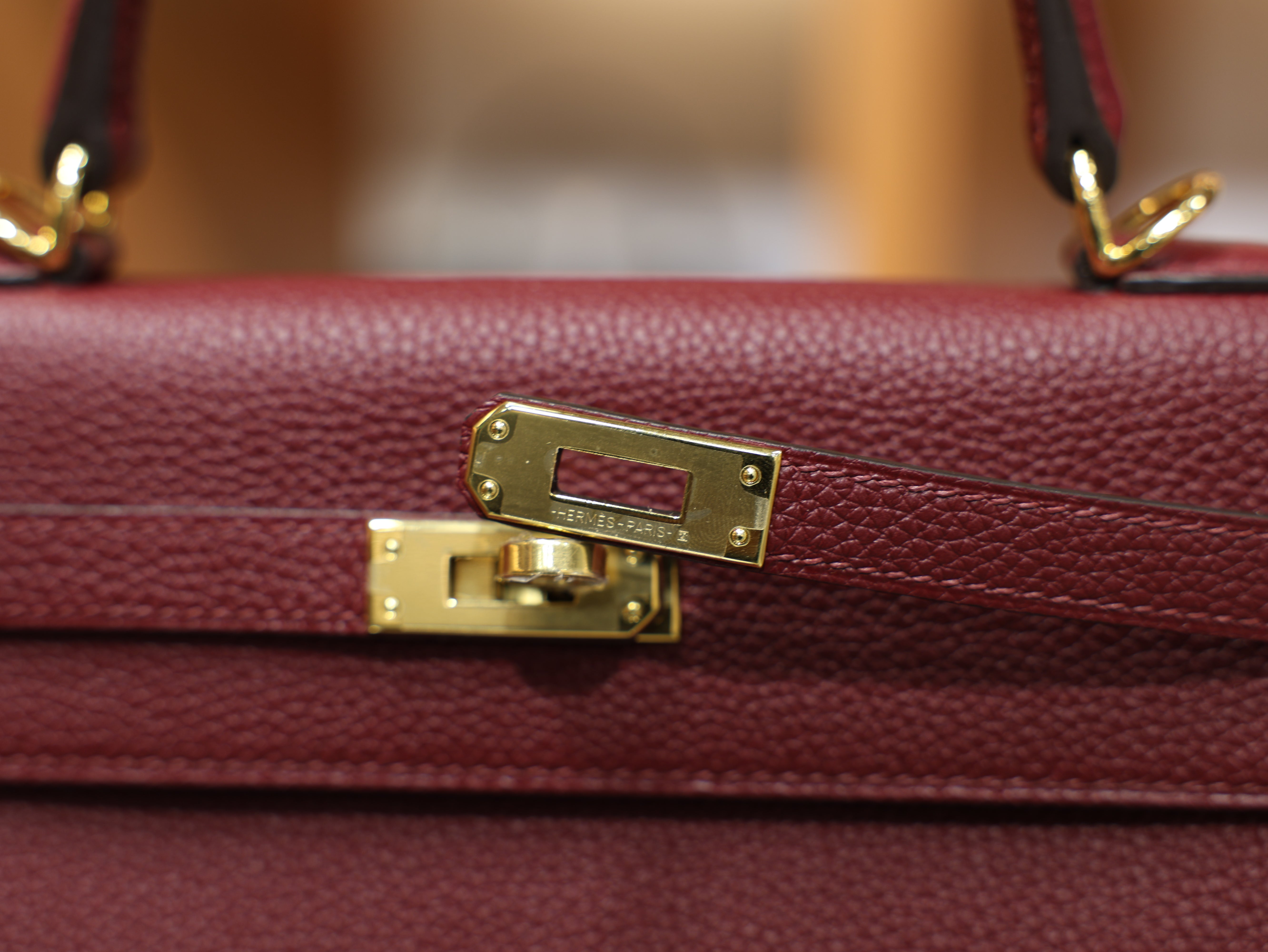 Kelly 25 togo rouge H GHW