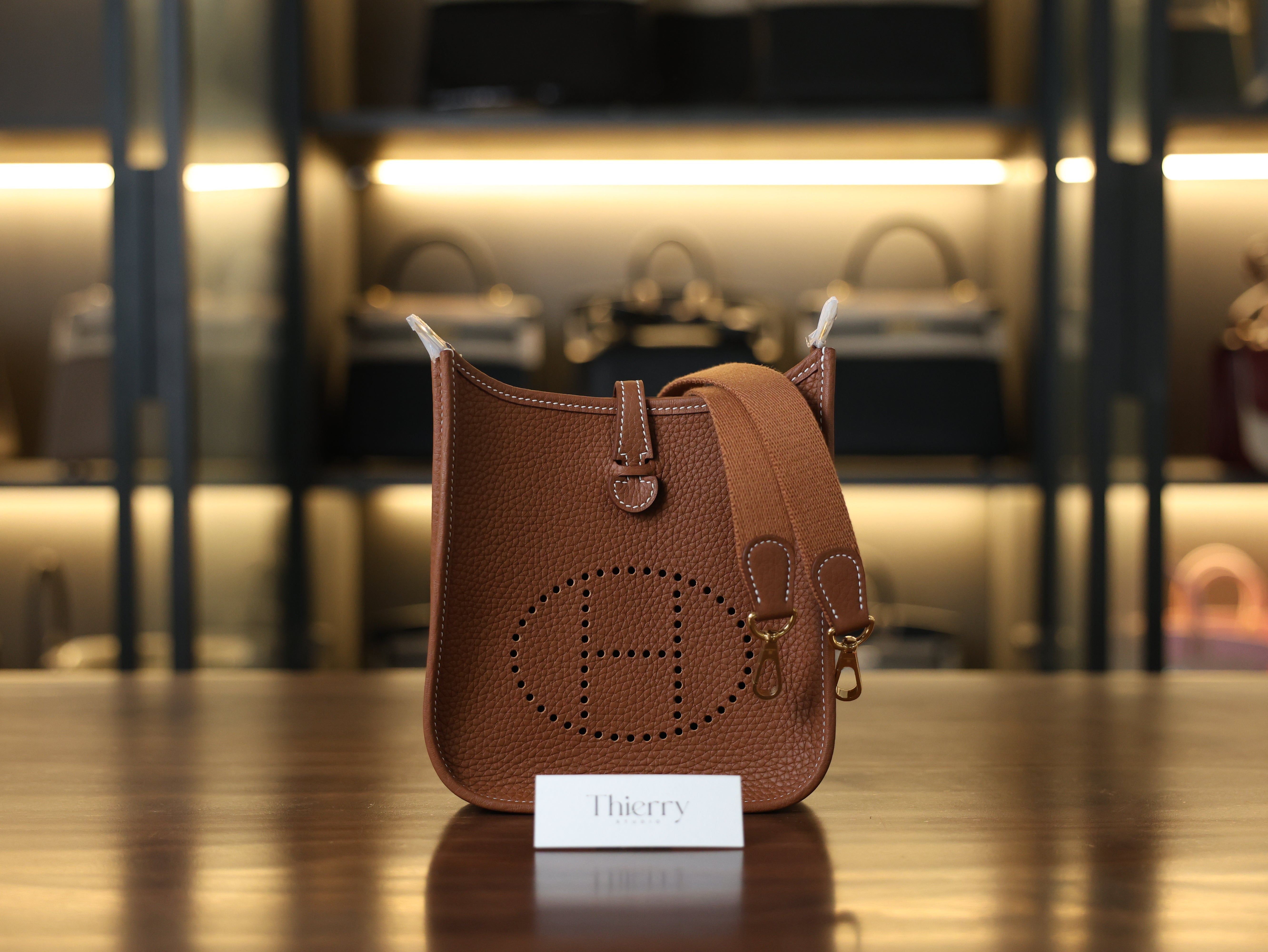 Evelyne mini clemence gold GHW