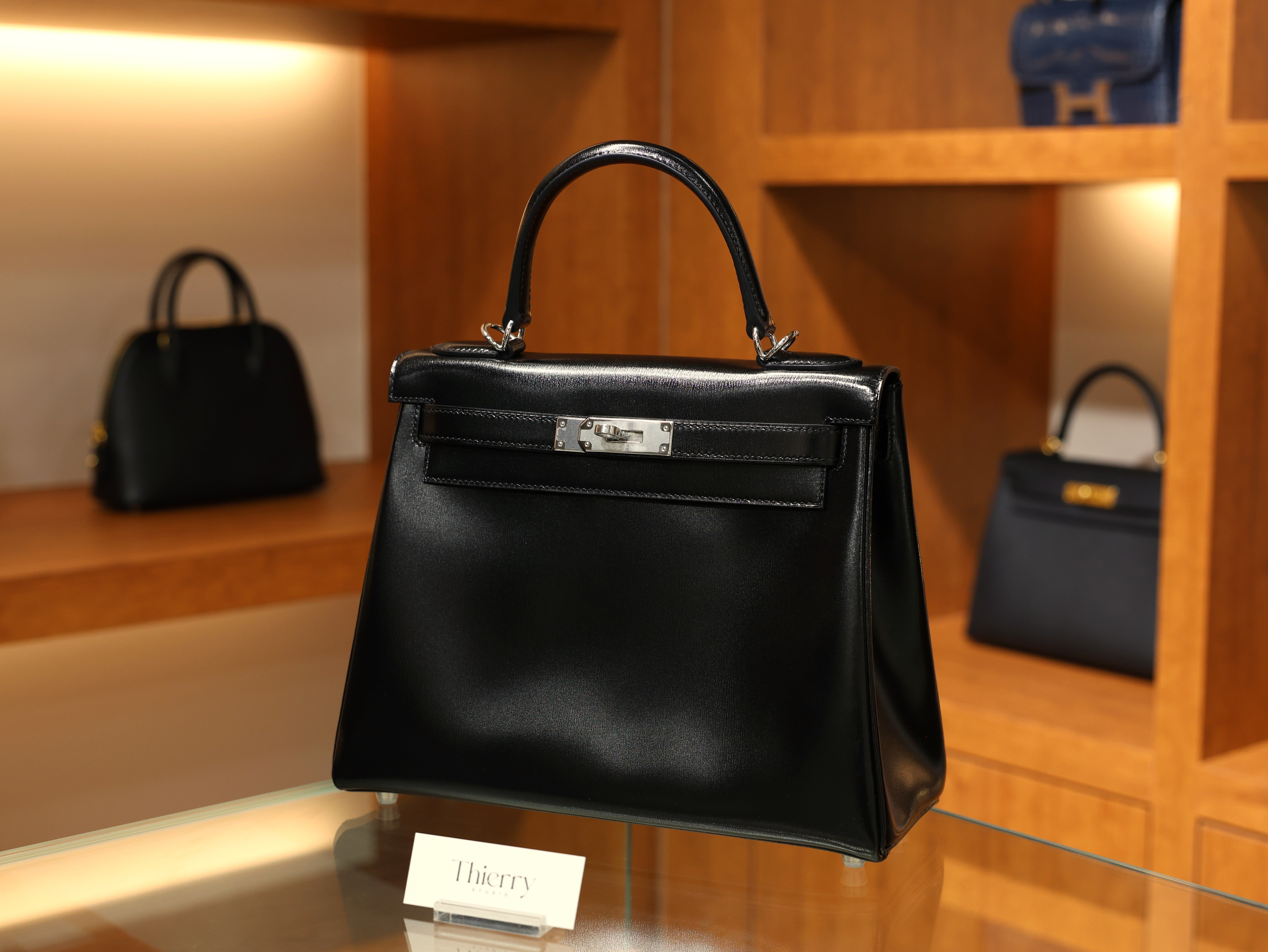 Kelly 28 box retourne black PHW