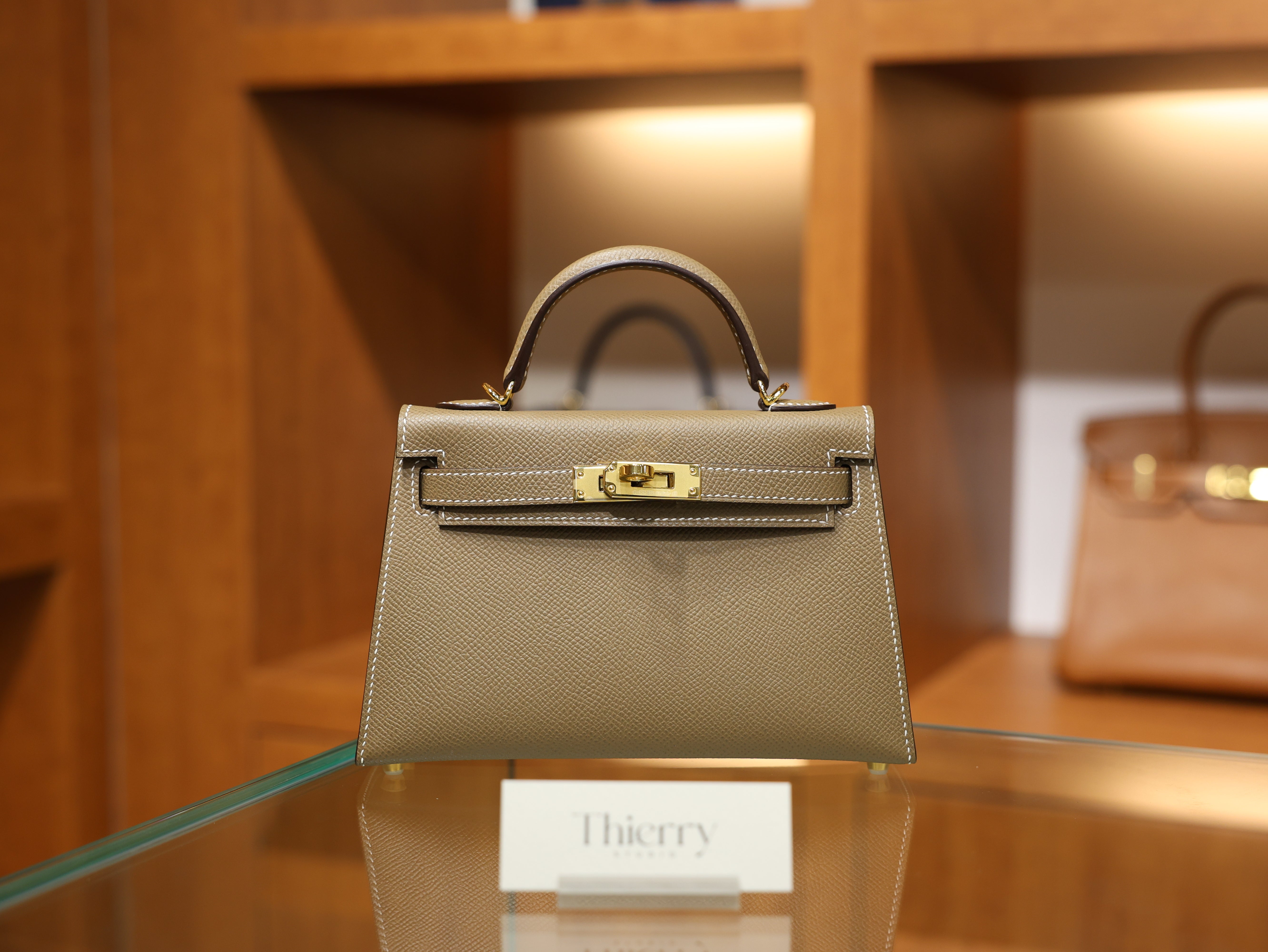Kelly mini 2 epsom etoupe GHW