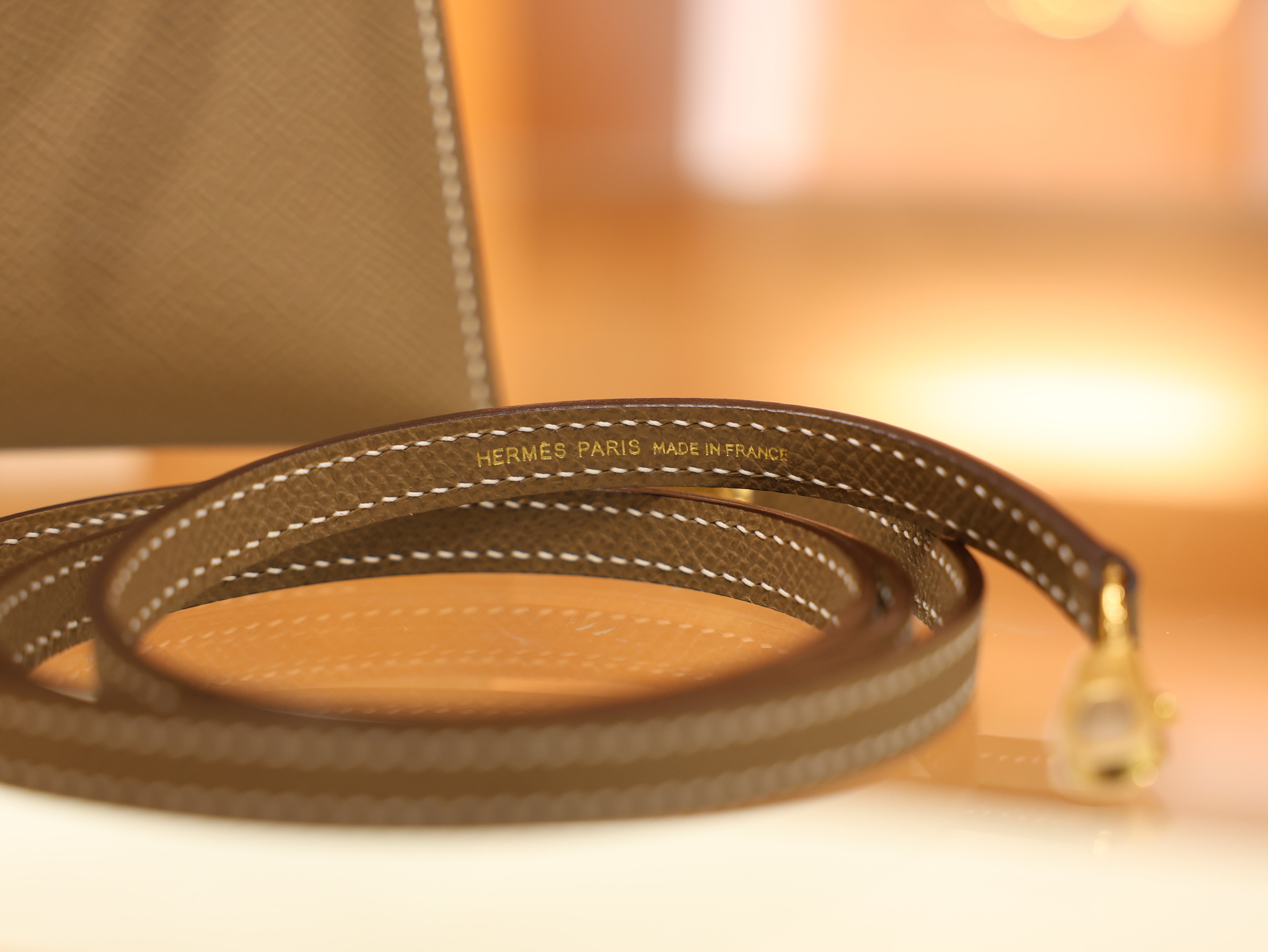 Kelly mini 2 epsom etoupe GHW