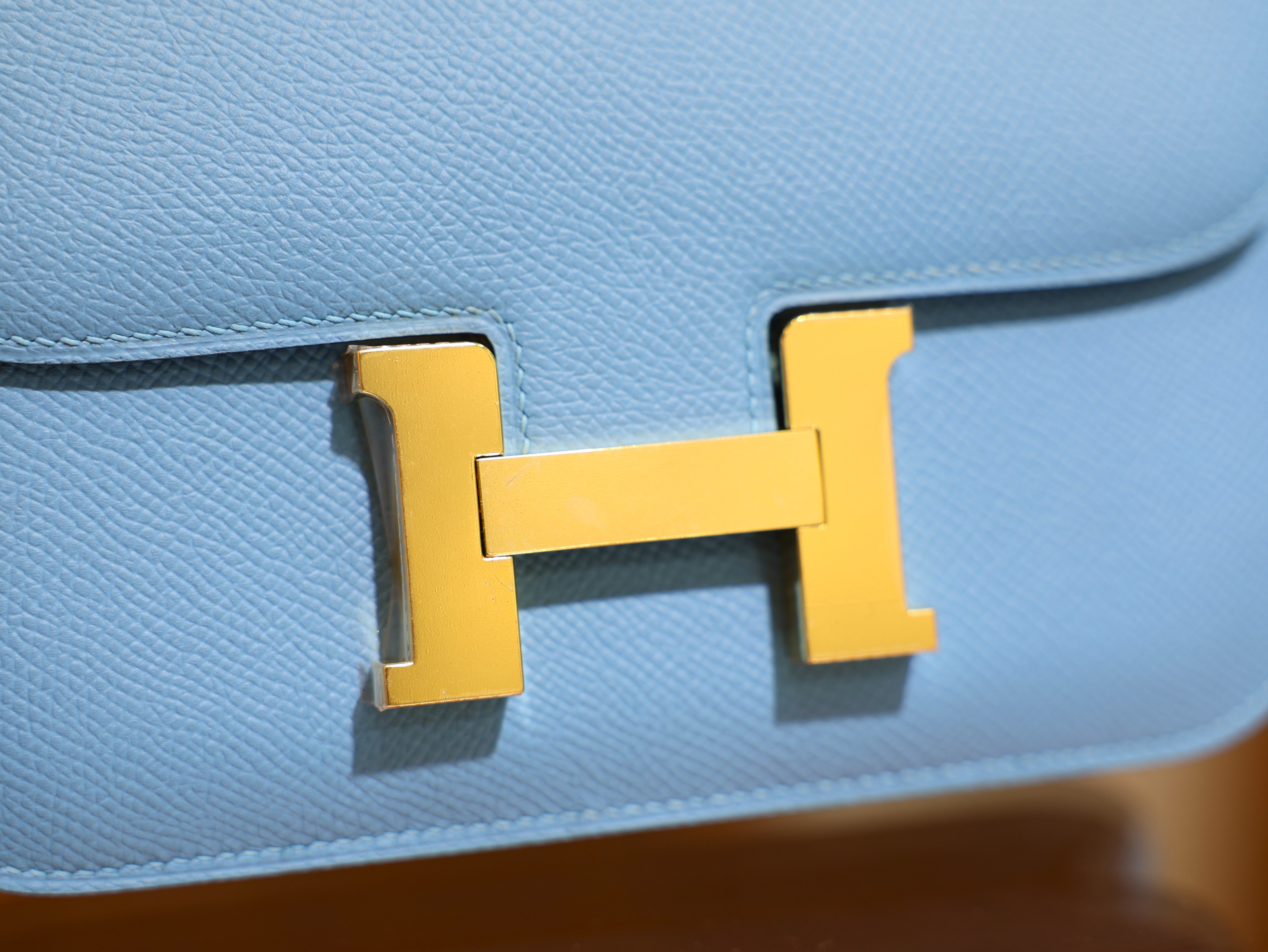 Constance 18 epsom blue du nord GHW