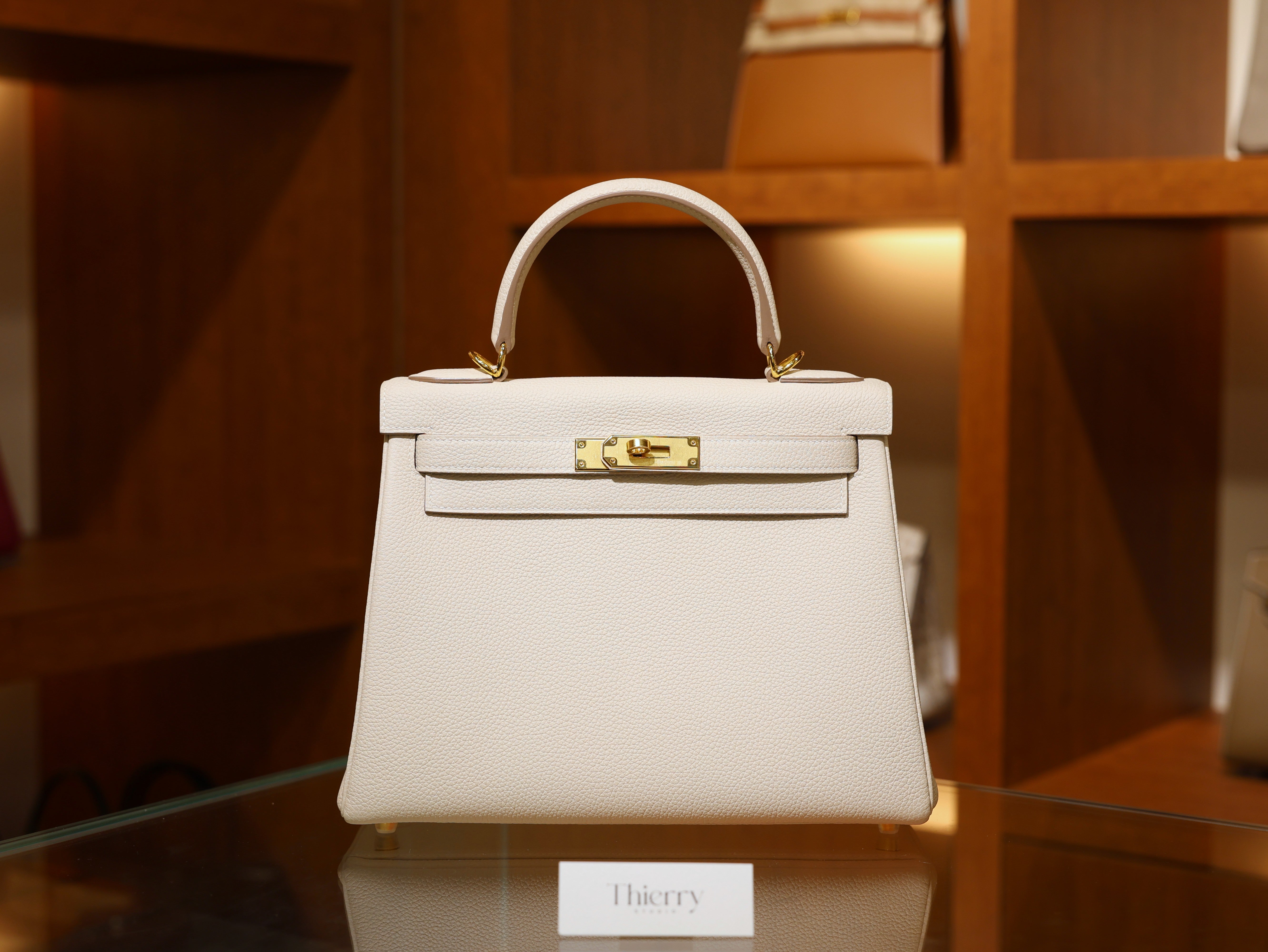 Kelly 28 togo craie GHW