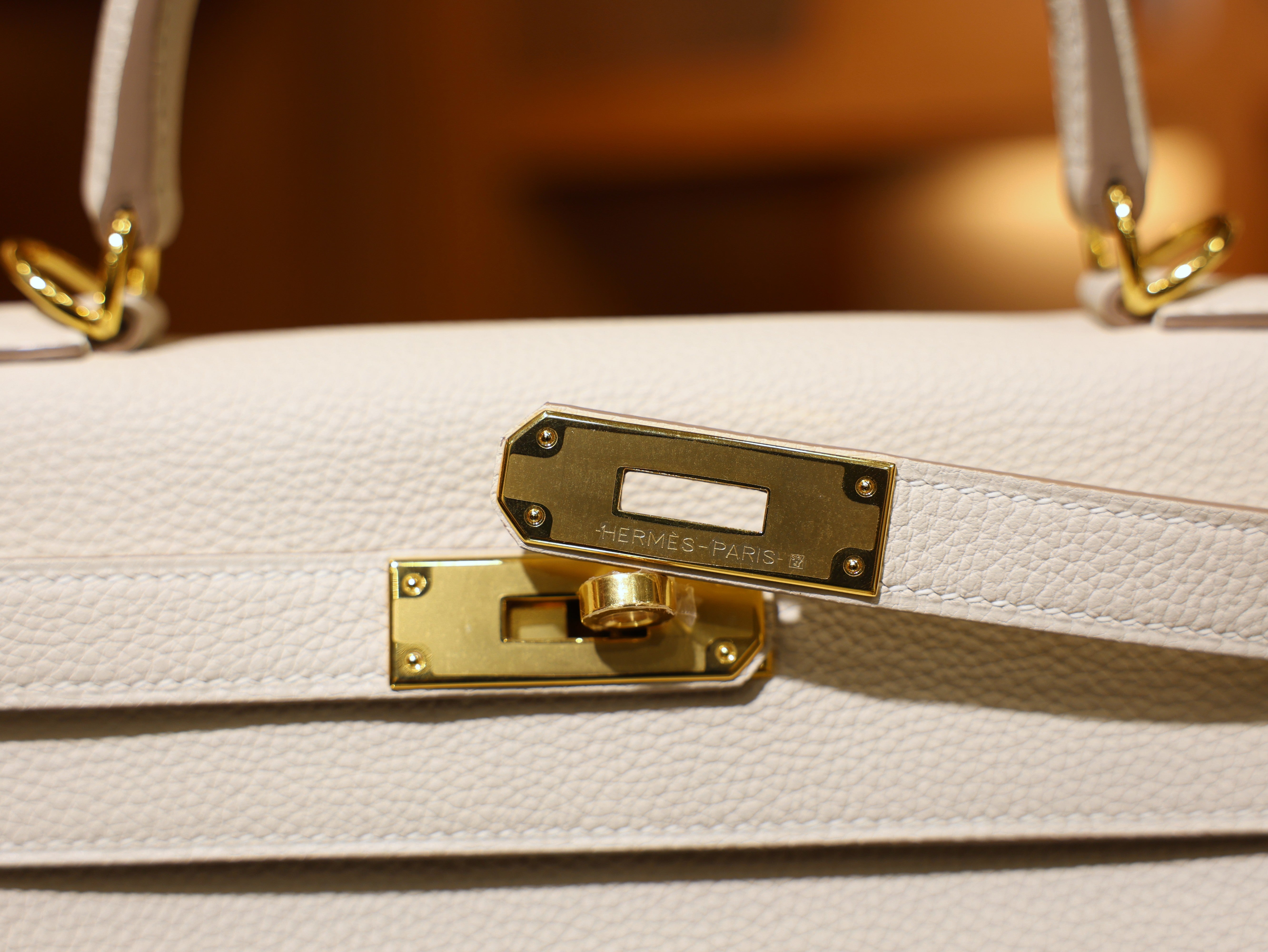 Kelly 28 togo craie GHW