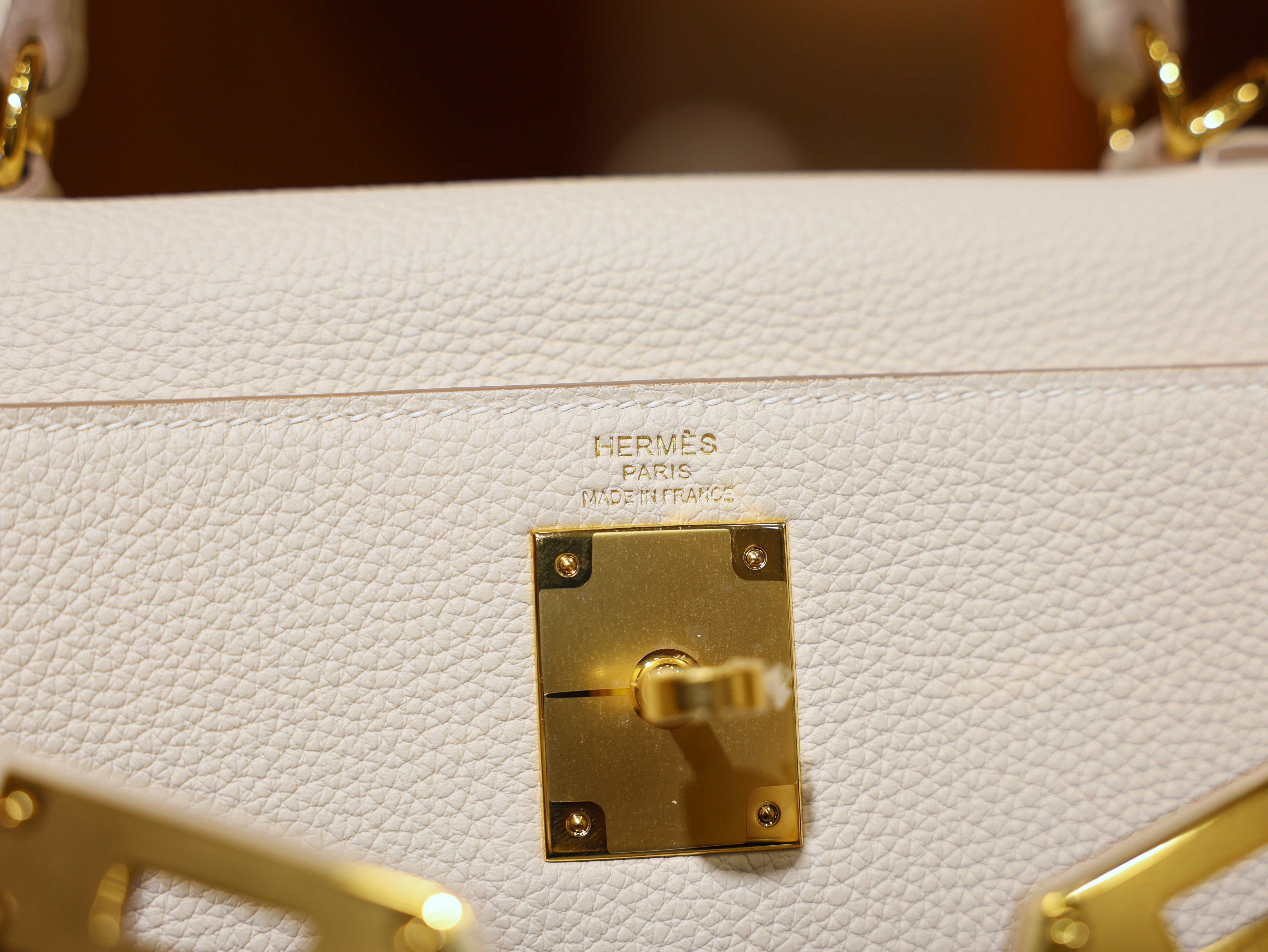 Kelly 28 togo craie GHW