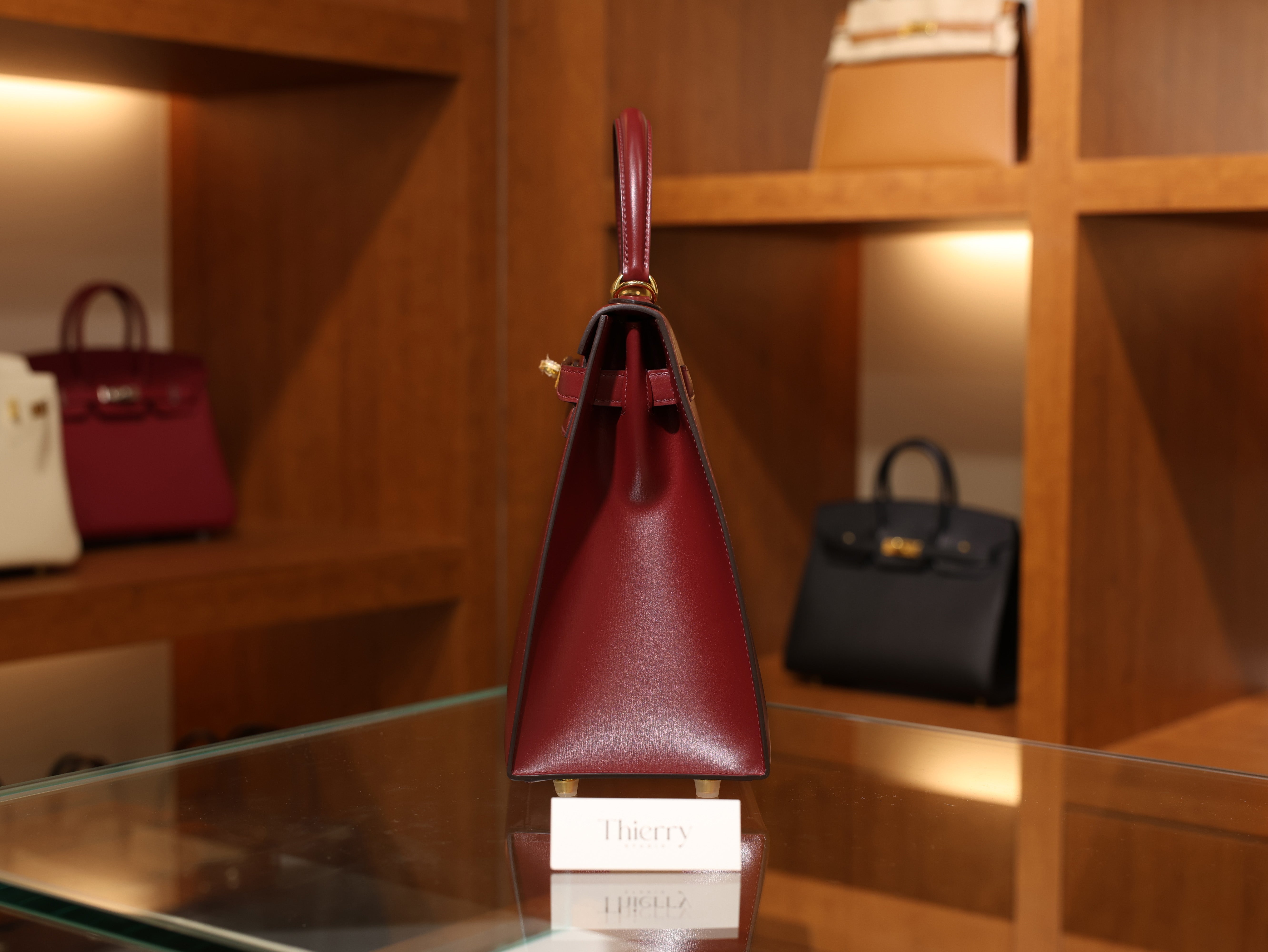 Kelly 32 box rouge H GHW