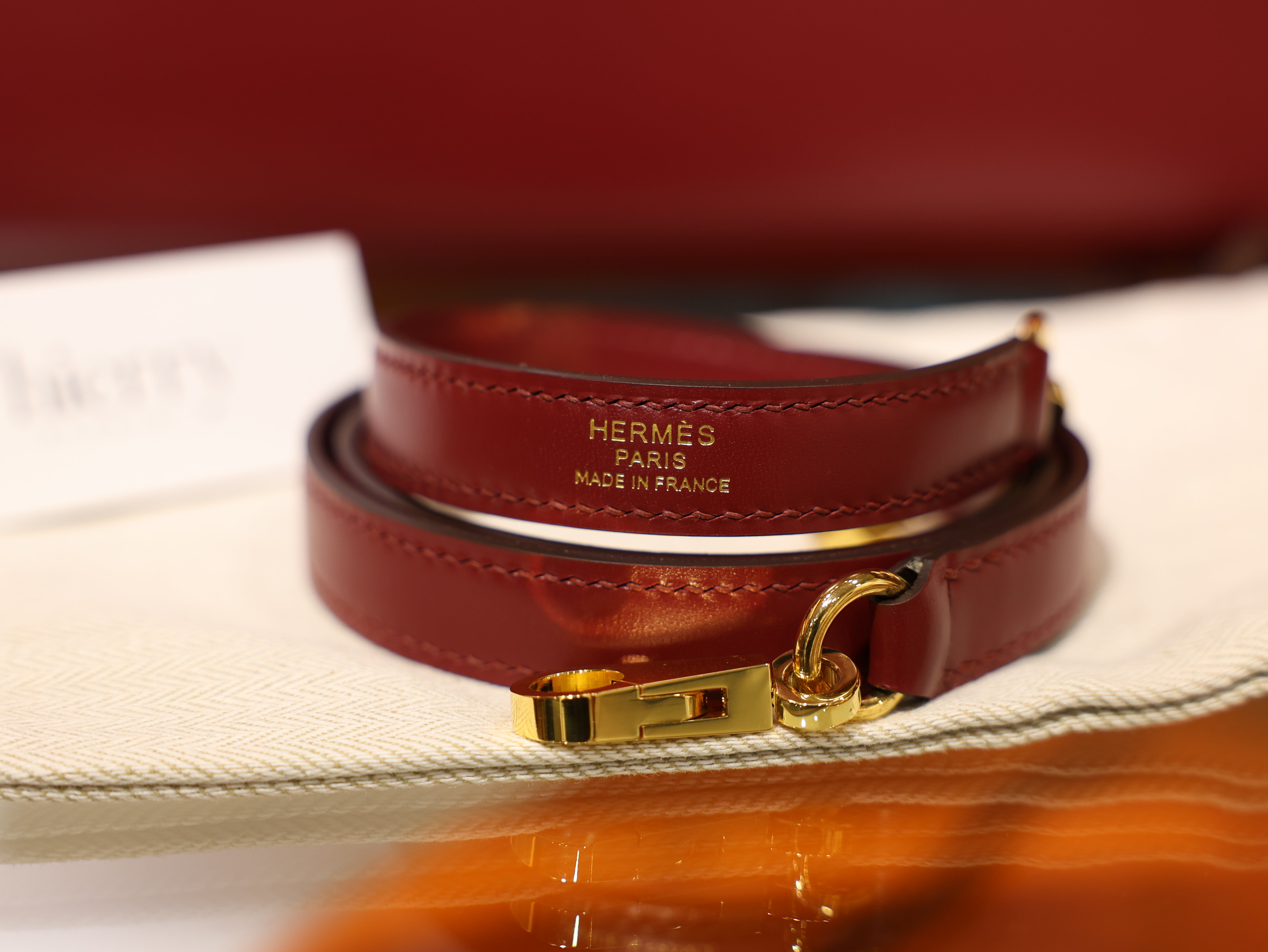 Kelly 32 box rouge H GHW