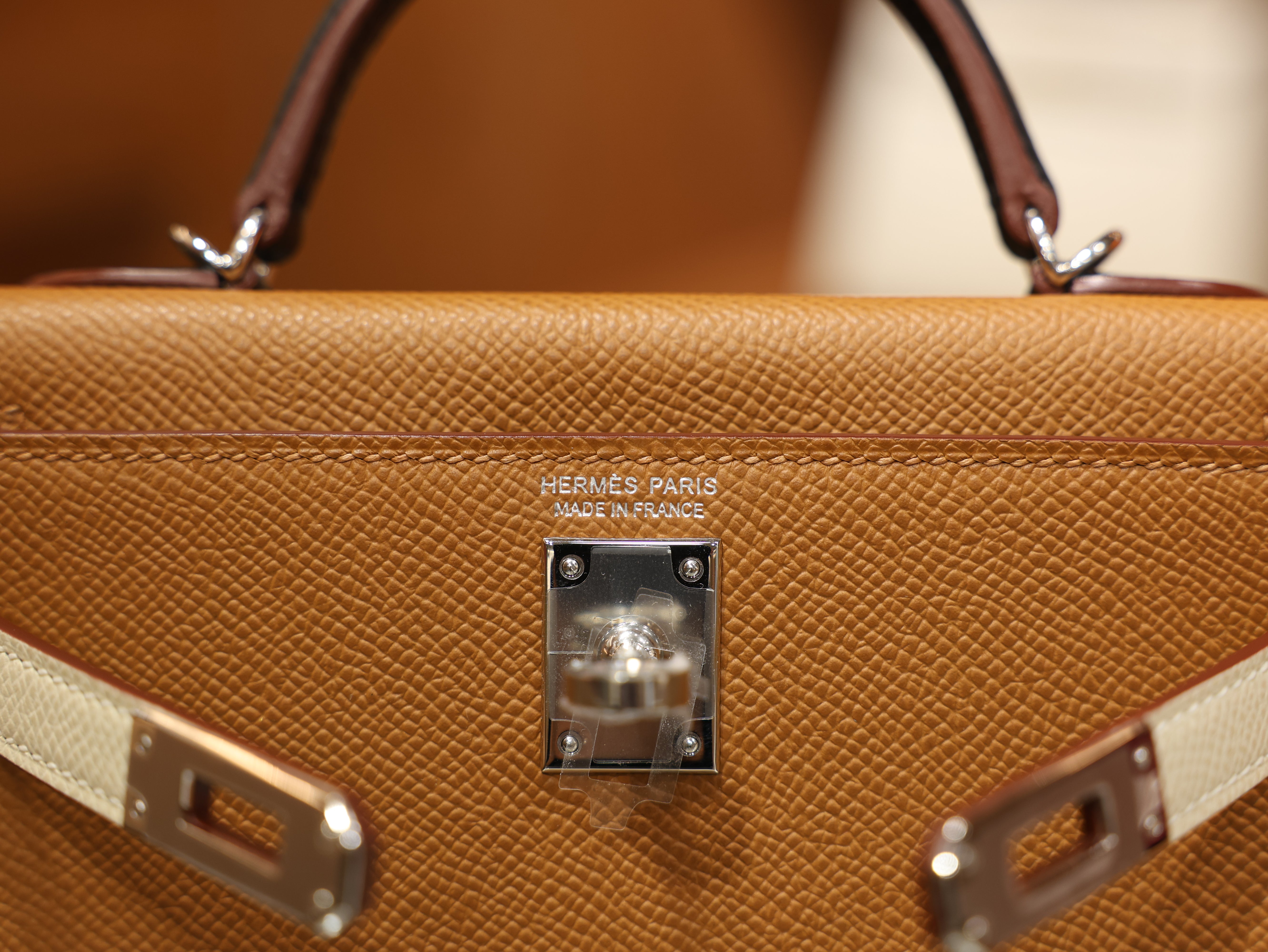 Kelly mini 2 epsom gold craie black PHW (S.O)