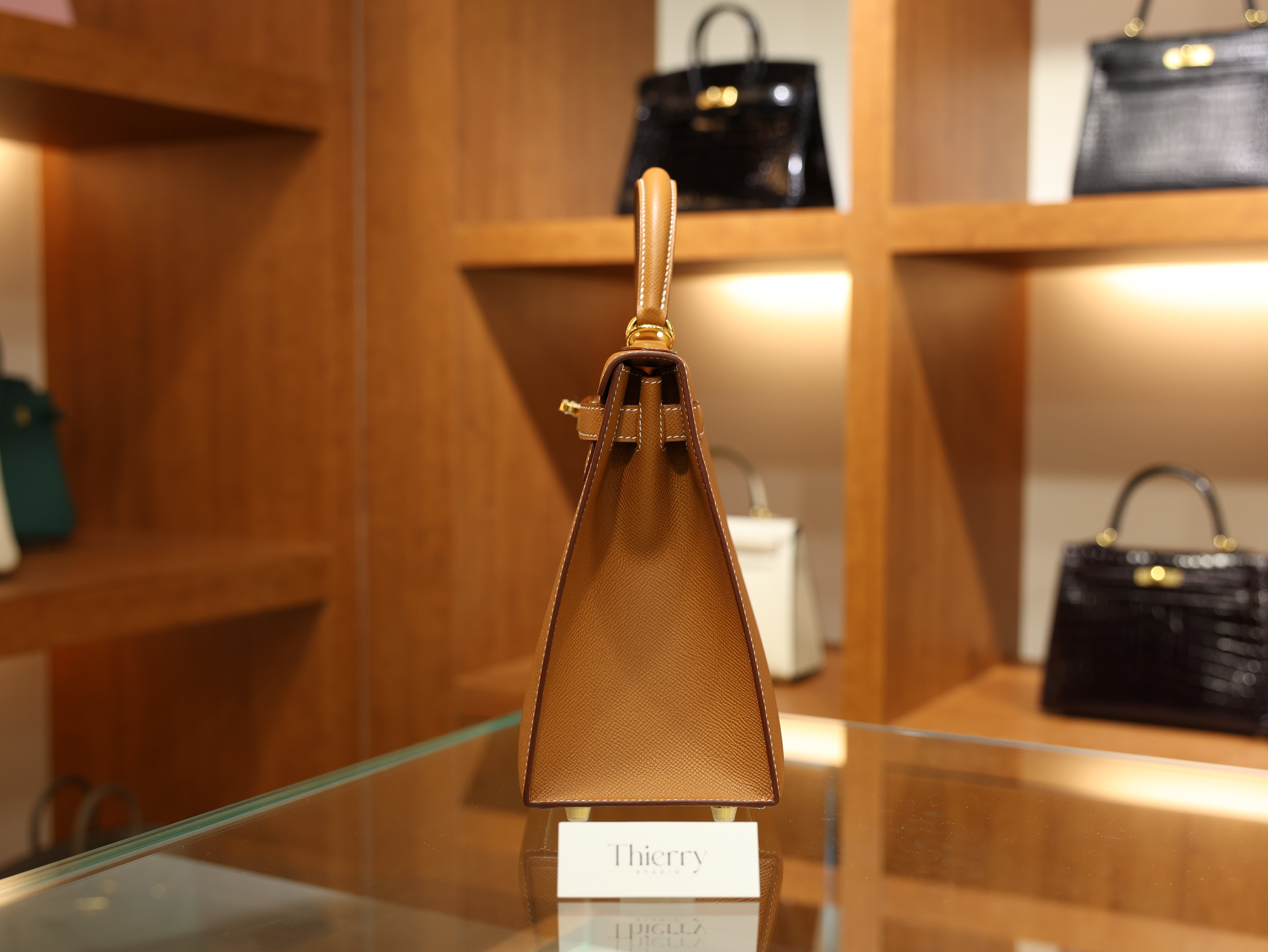 Kelly 28 epsom gold GHW