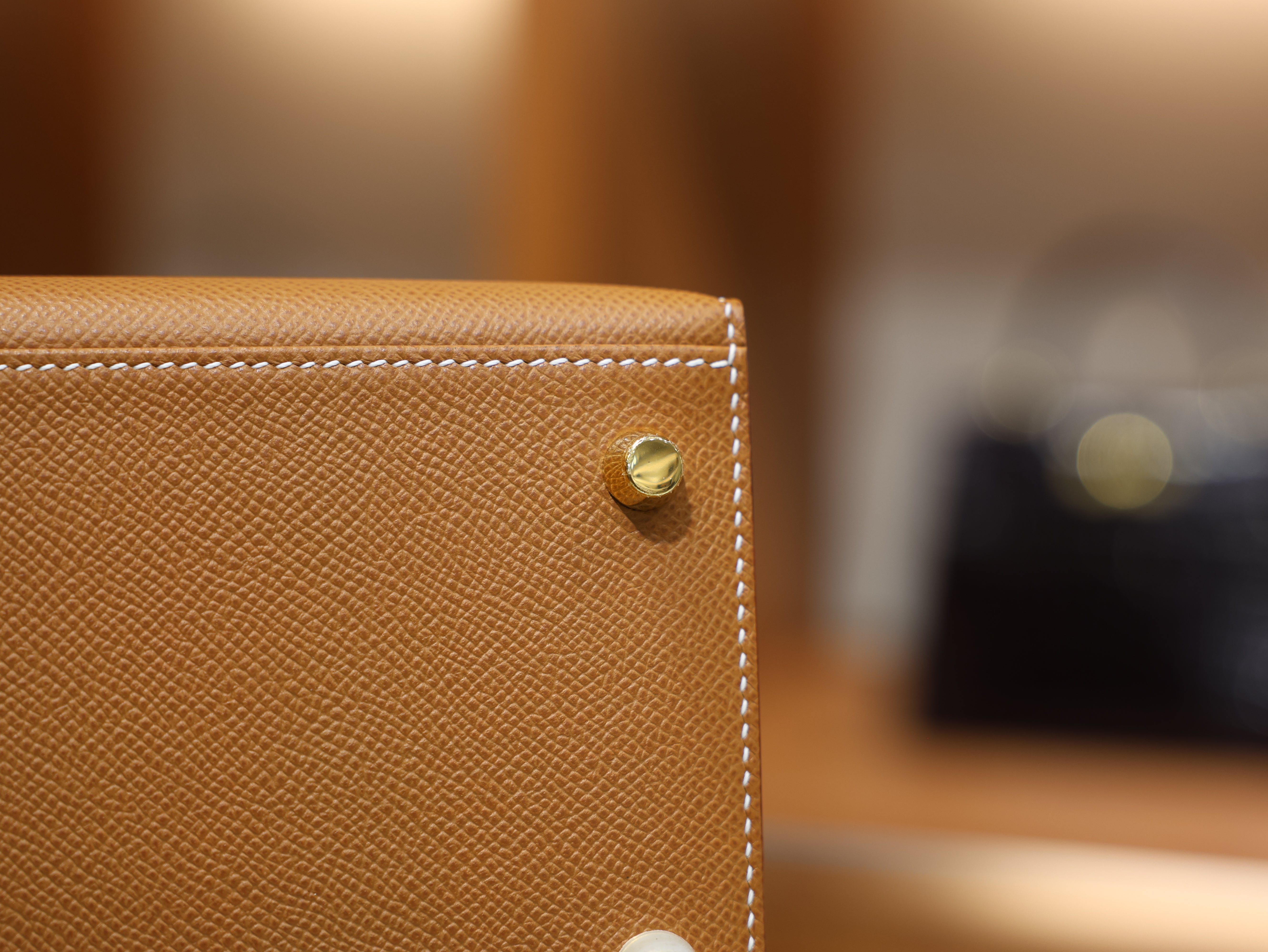 Kelly 28 epsom gold GHW