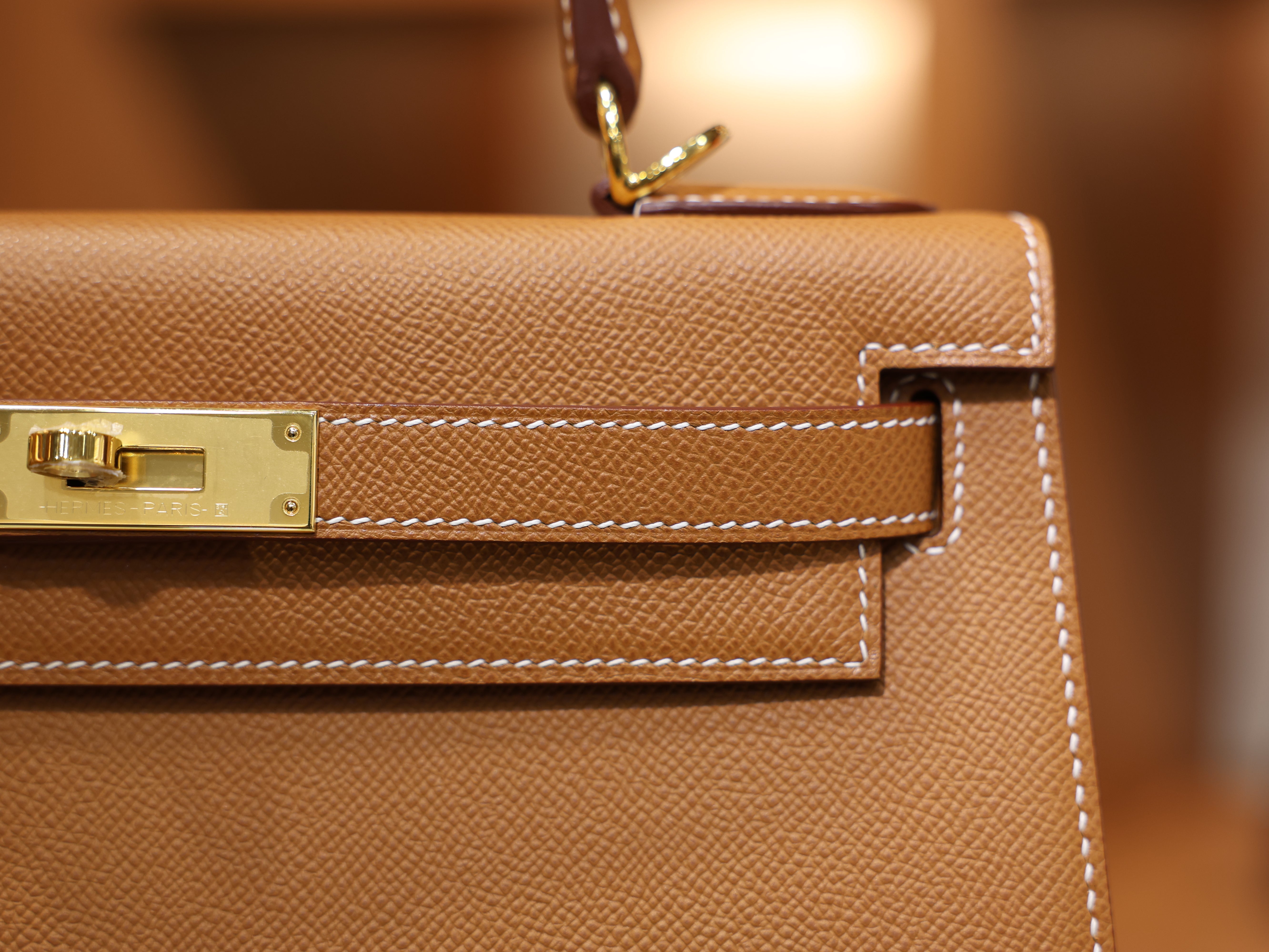 Kelly 28 epsom gold GHW