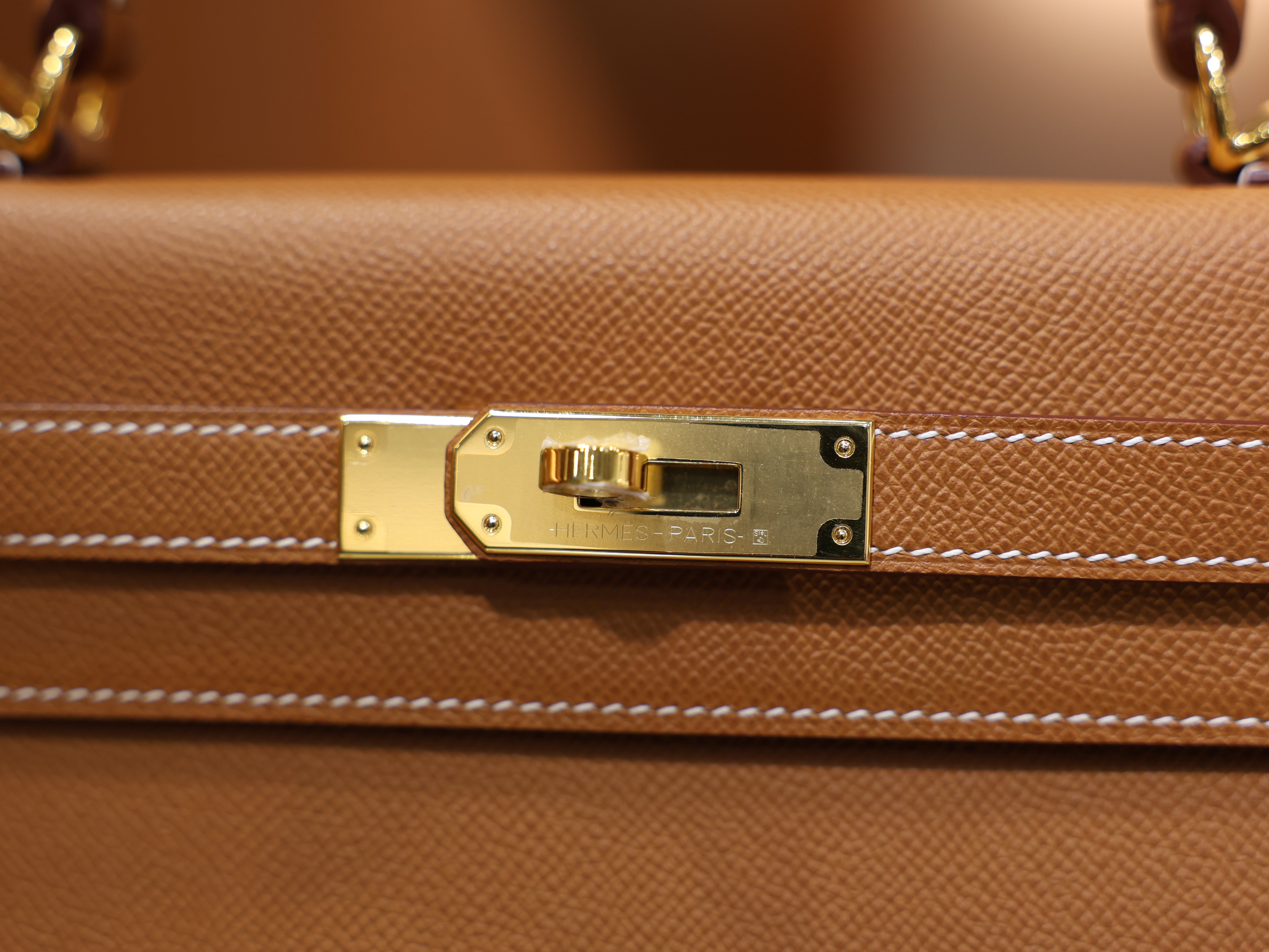 Kelly 28 epsom gold GHW