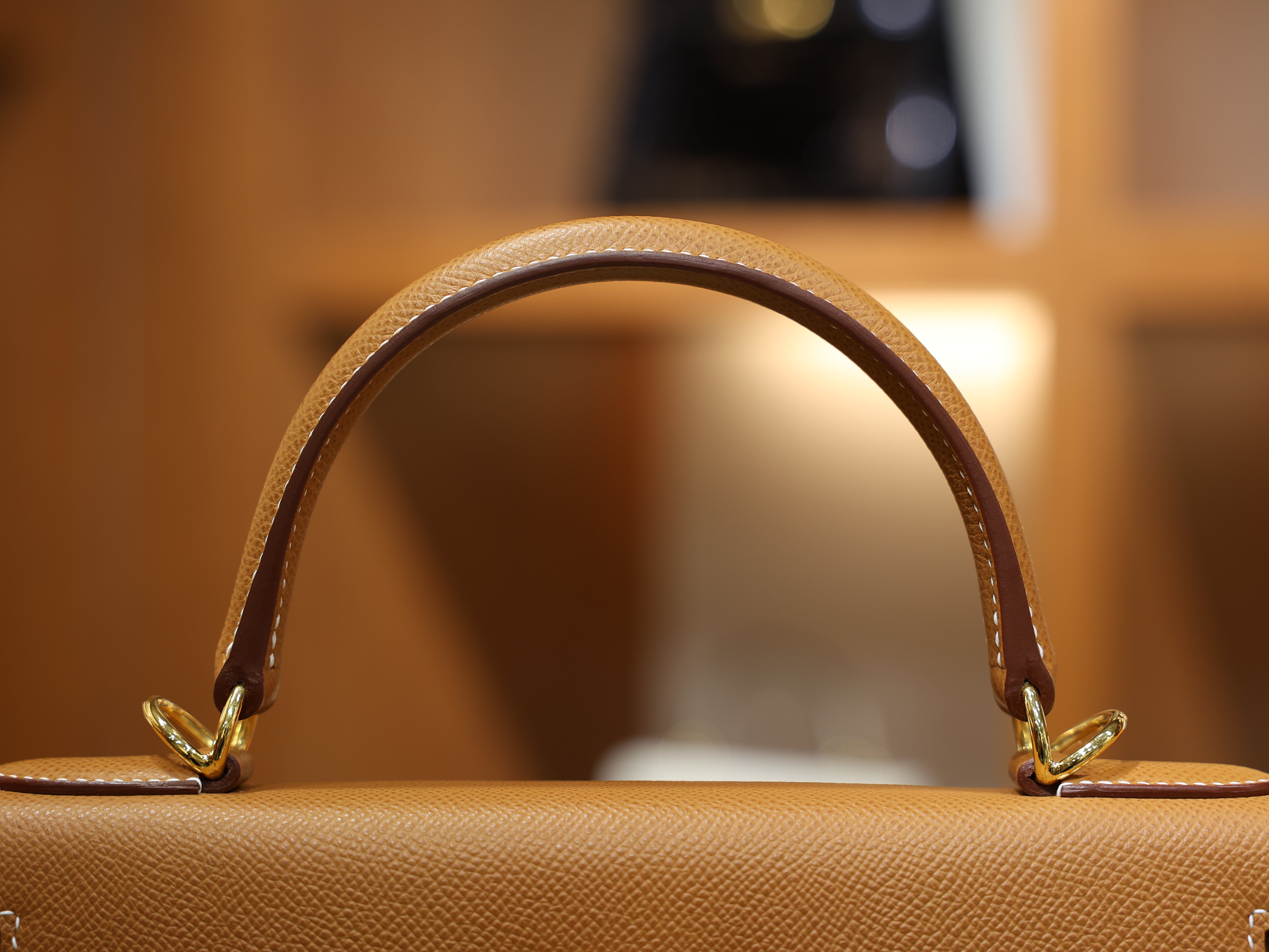 Kelly 28 epsom gold GHW