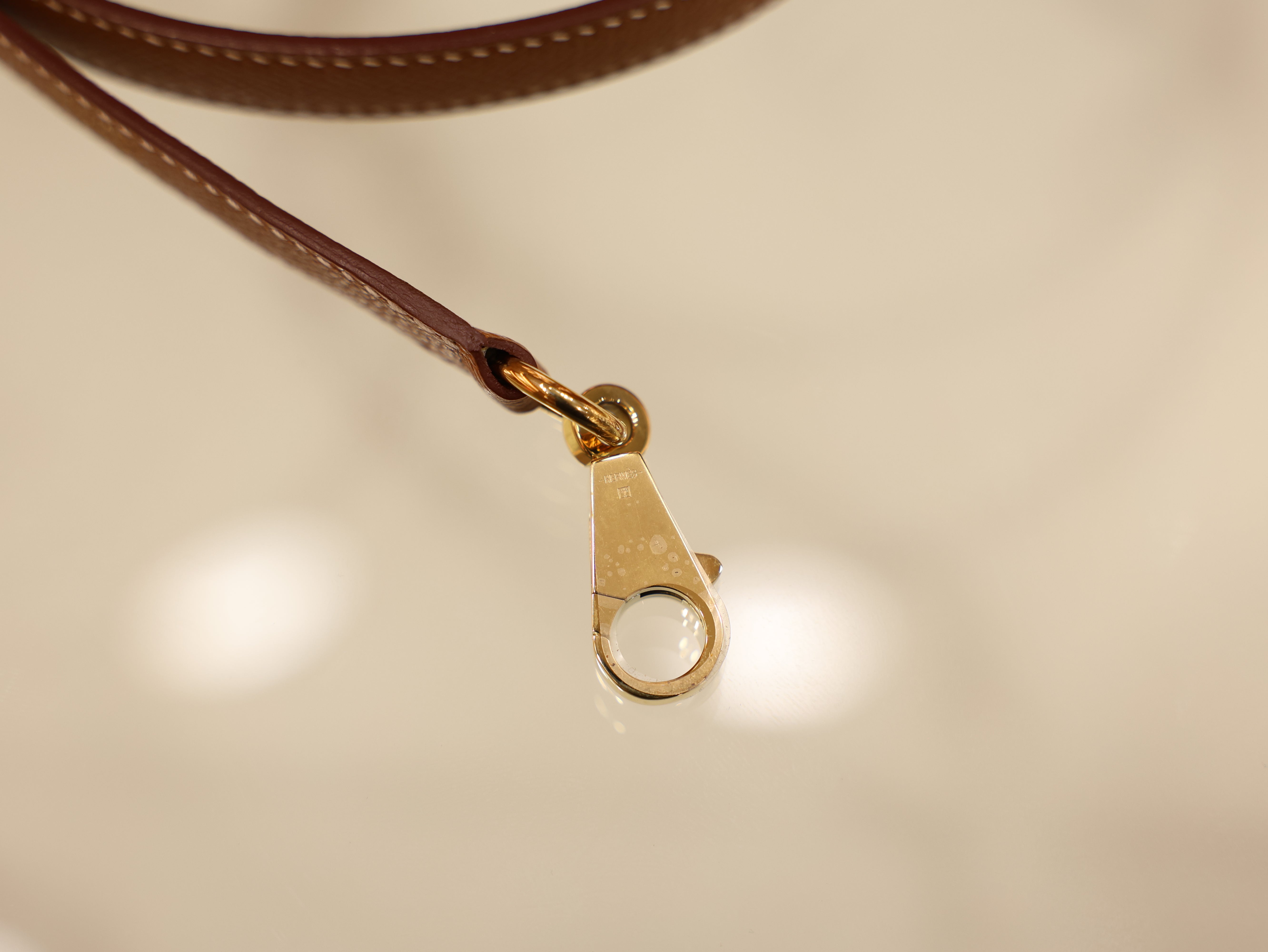 Kelly 28 epsom gold GHW