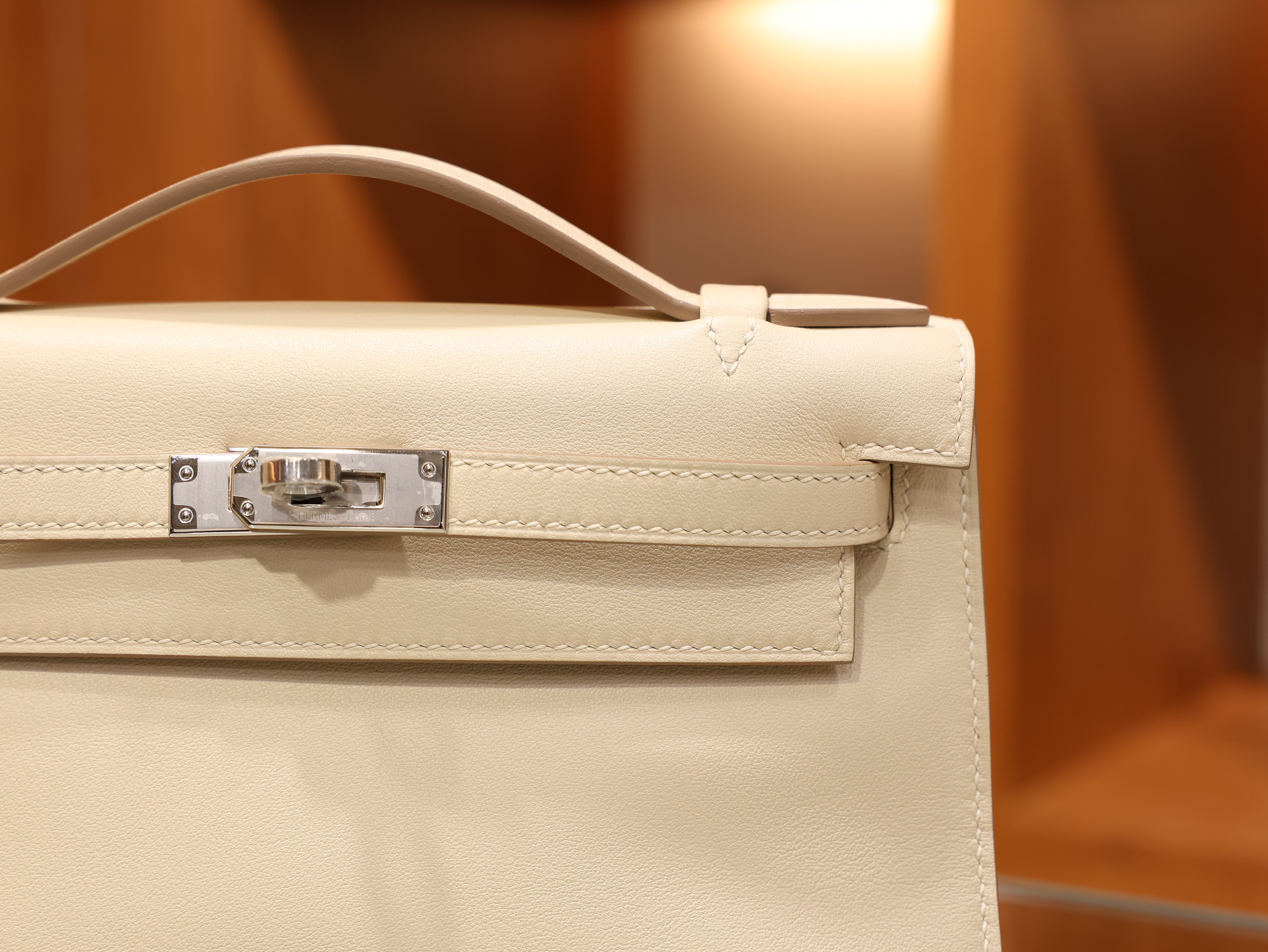 Kelly pochette swift craie PHW