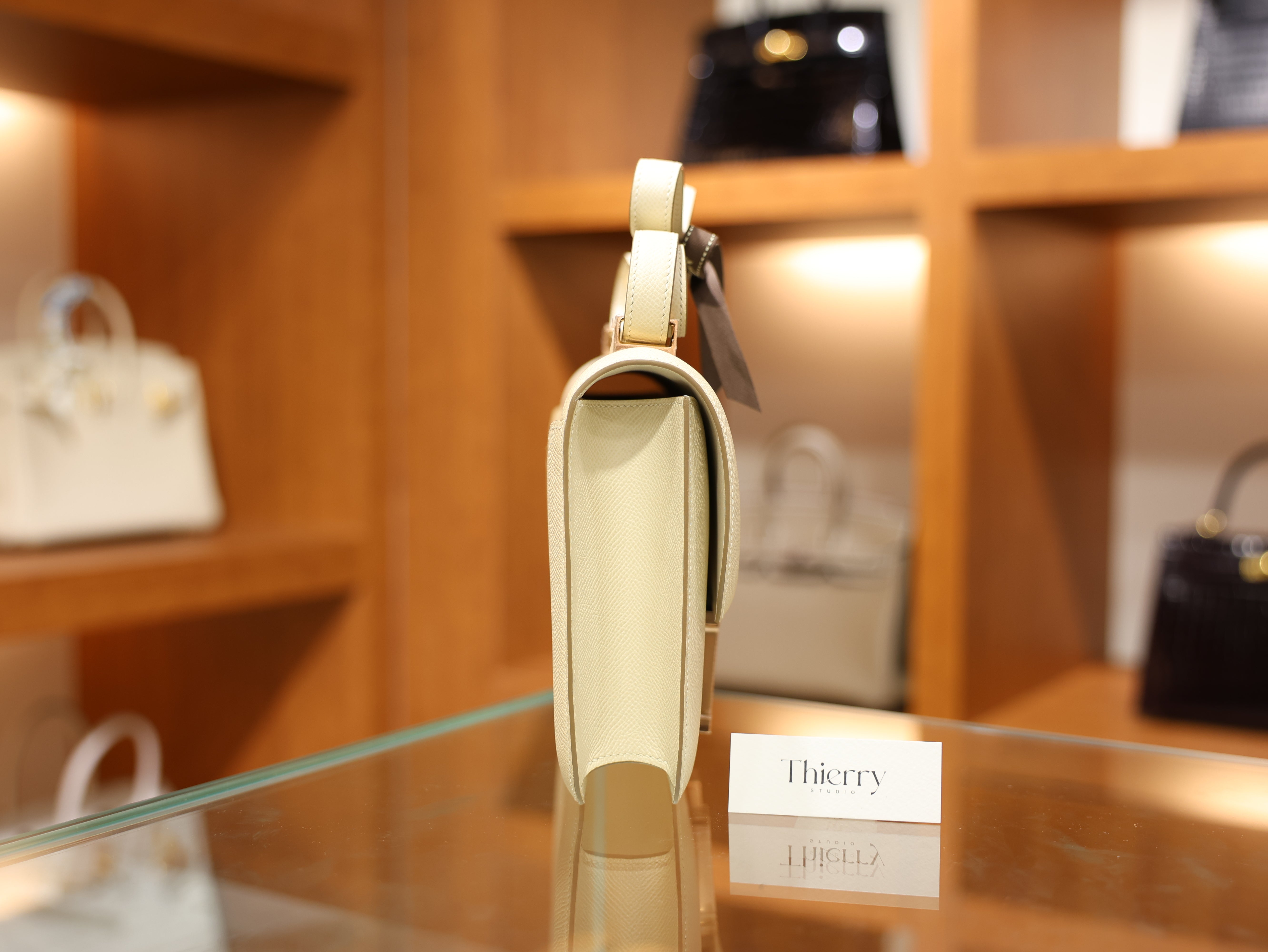 Constance 1-24 epsom craie RGHW