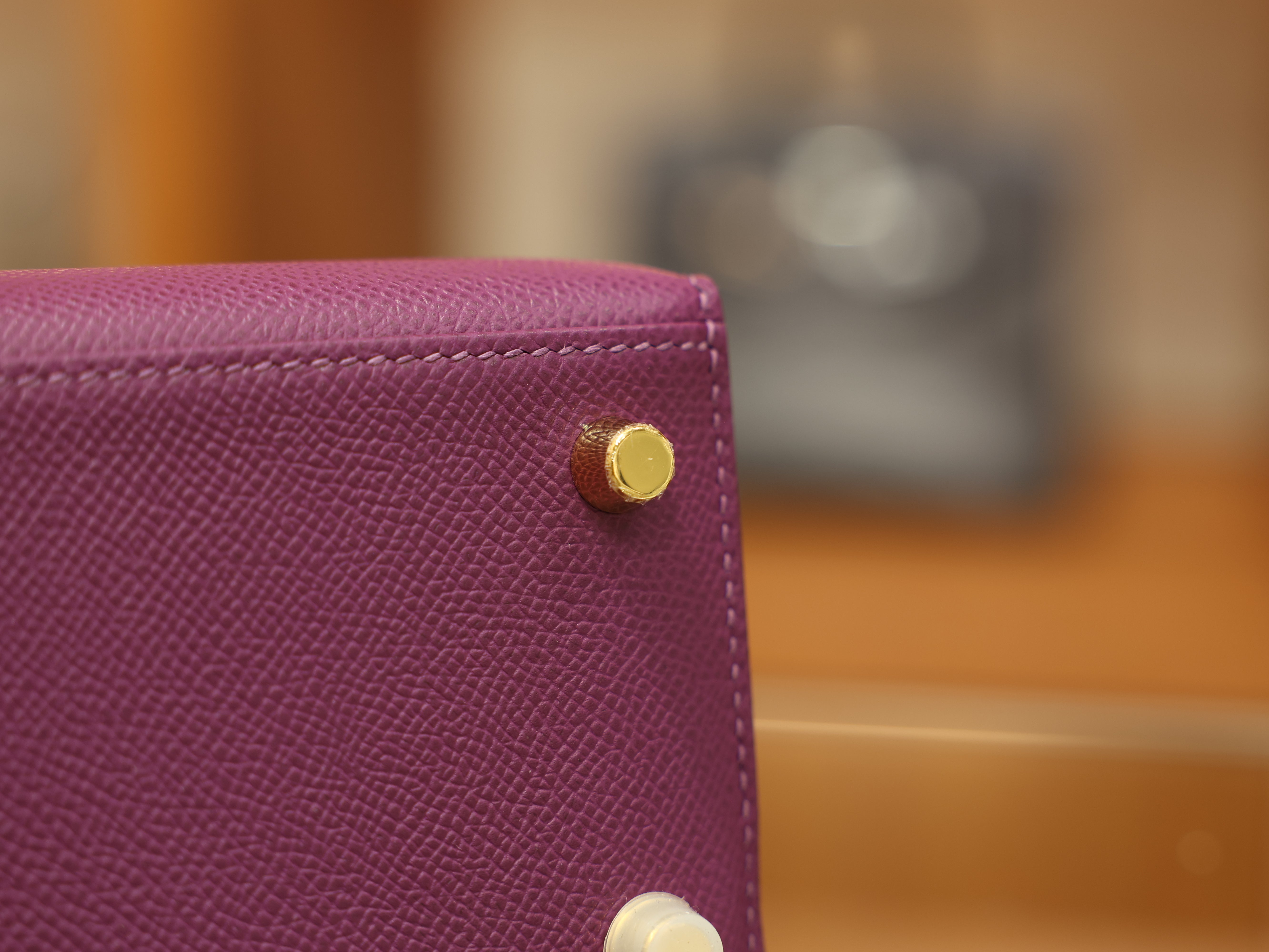 Kelly 25 epsom anemone GHW