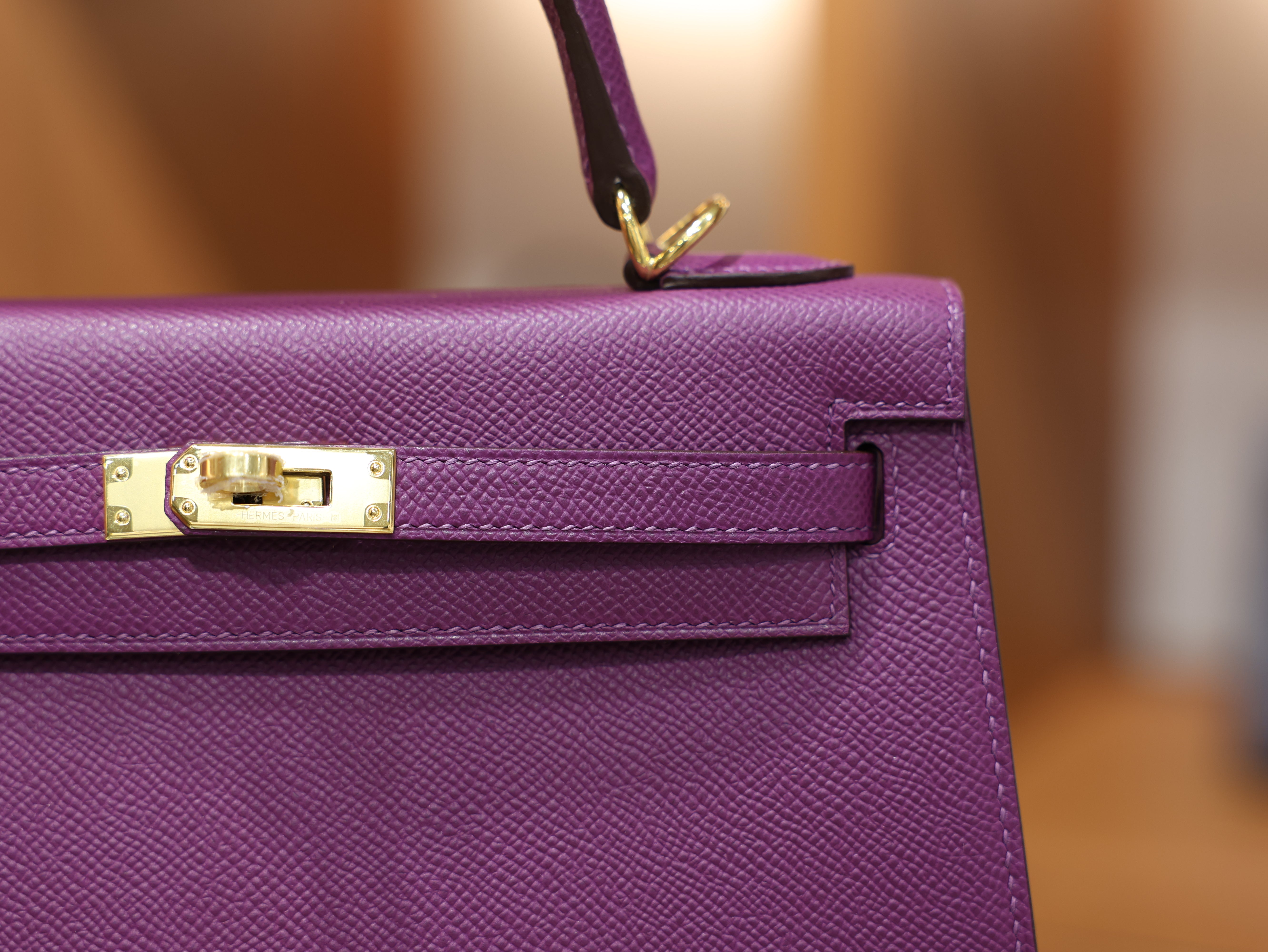 Kelly 25 epsom anemone GHW