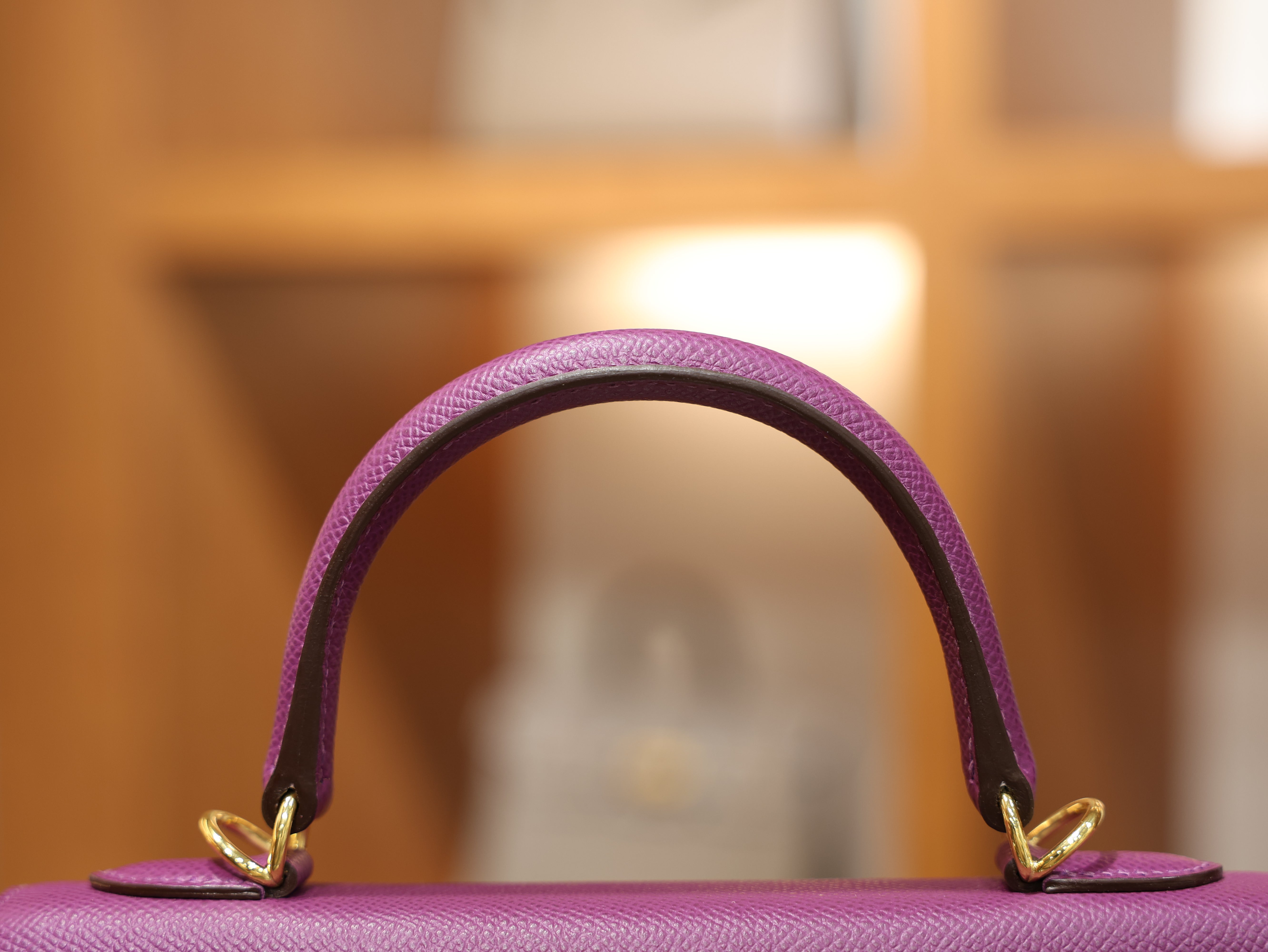 Kelly 25 epsom anemone GHW