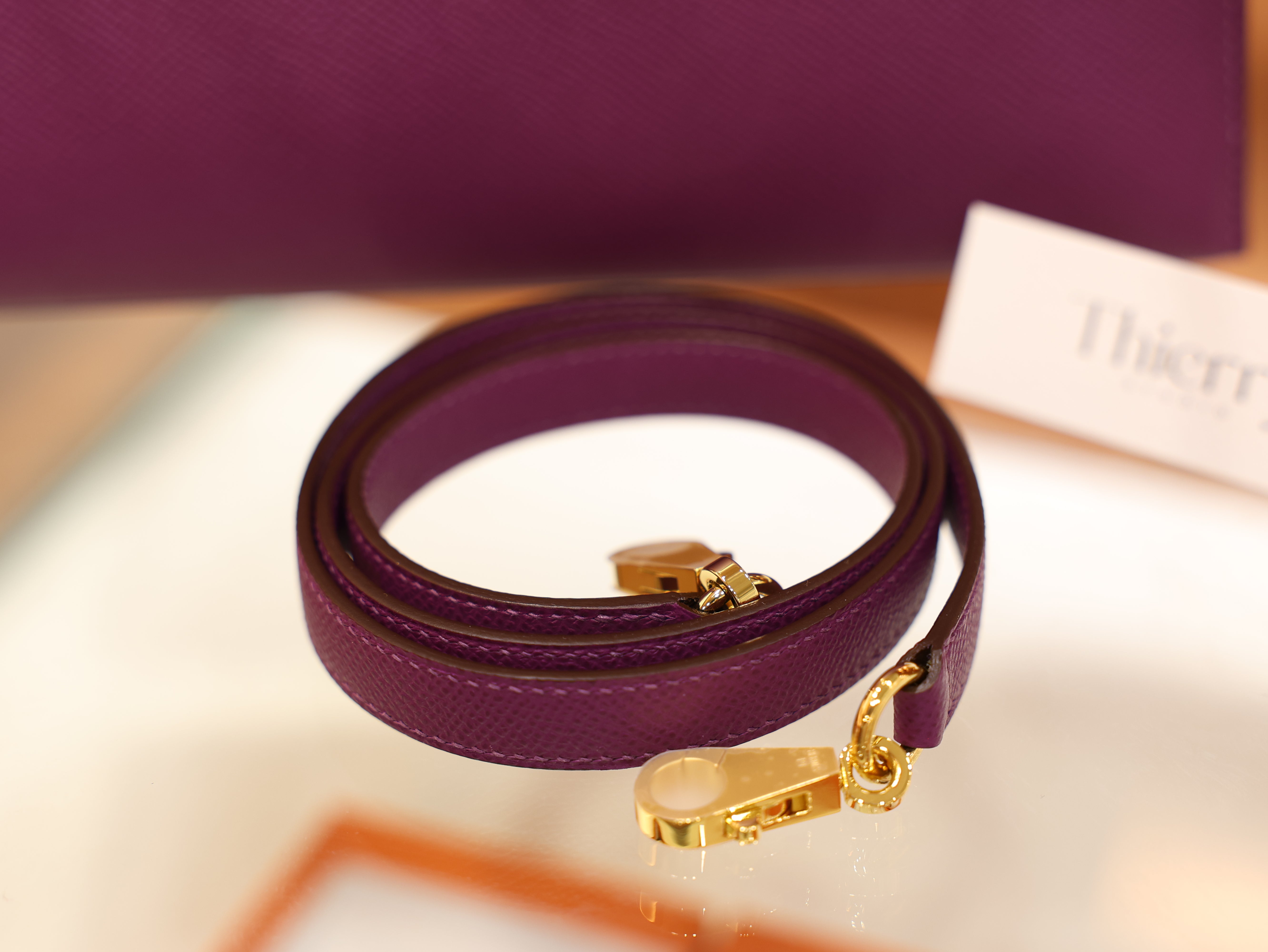 Kelly 25 epsom anemone GHW