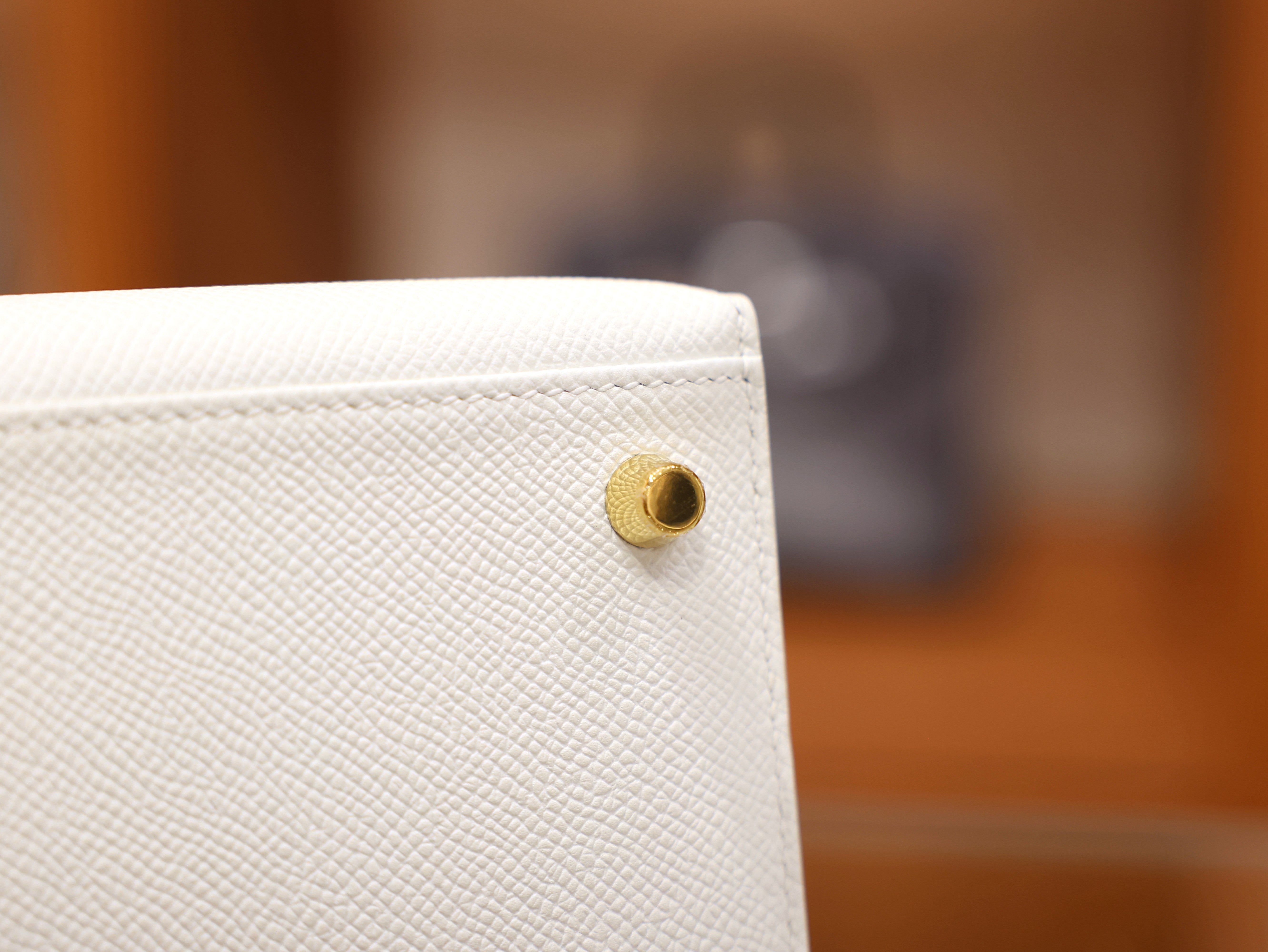 Kelly 28 epsom blanc GHW