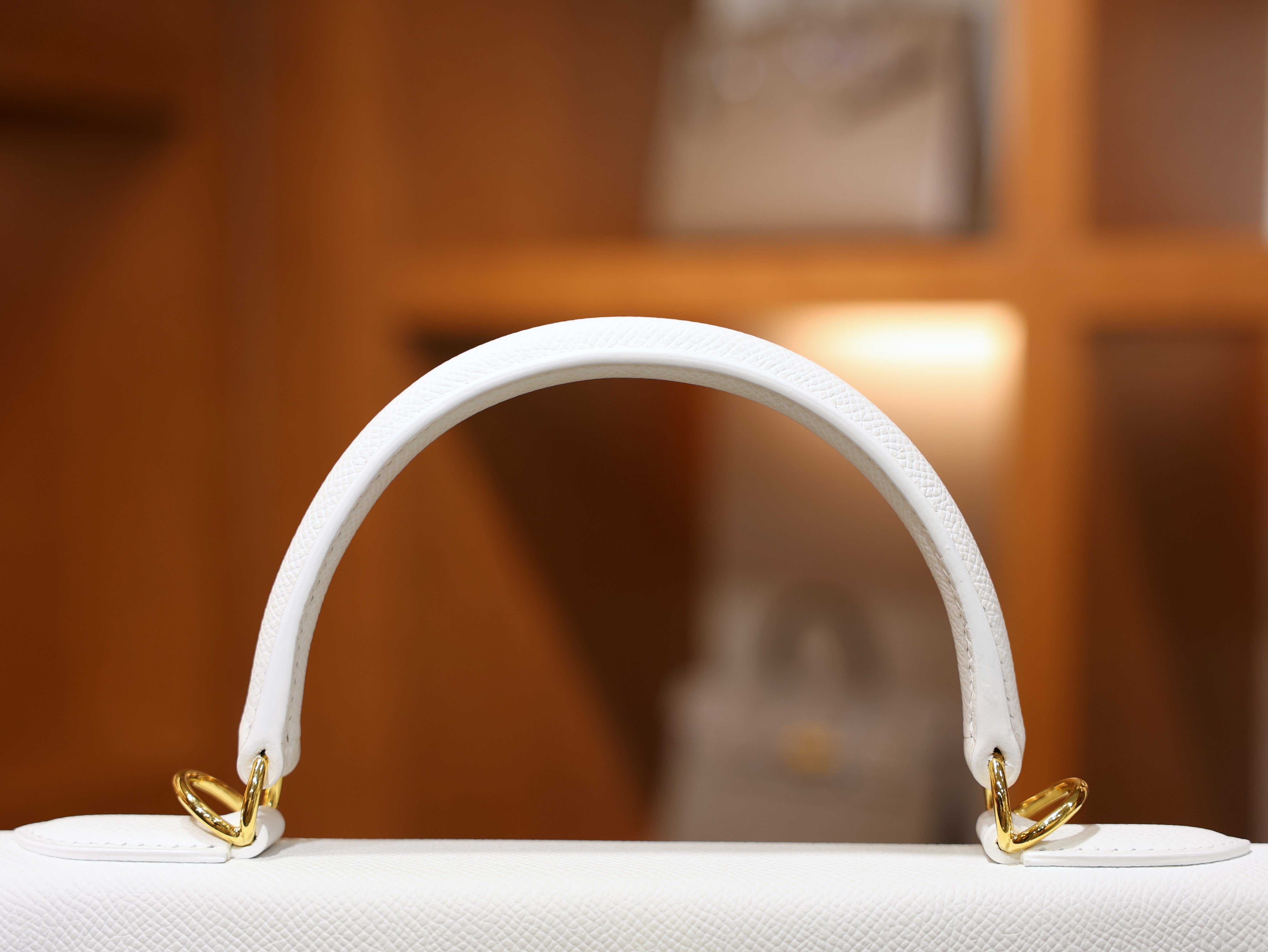 Kelly 28 epsom blanc GHW