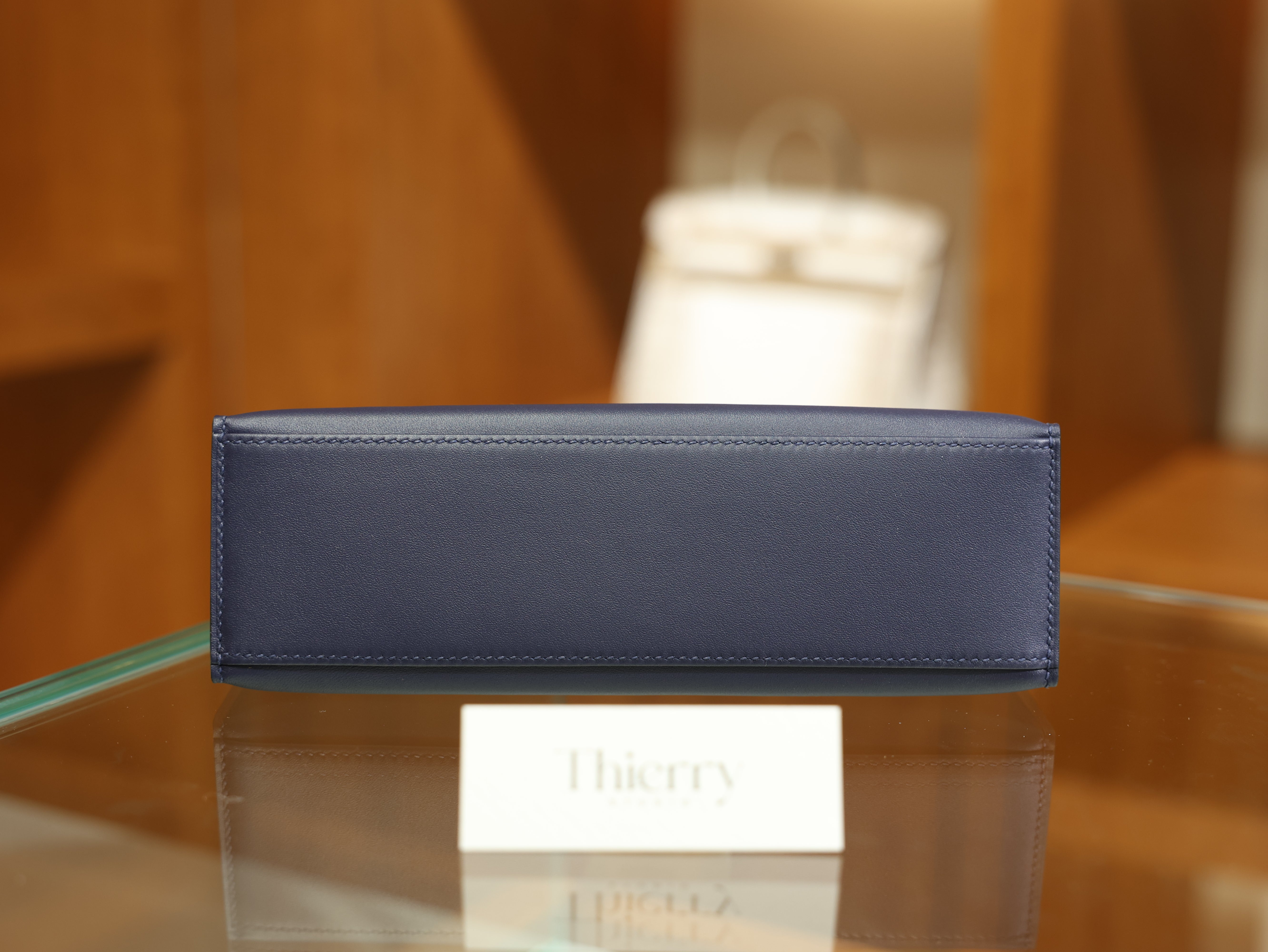 Kelly pochette swift bleu saphir GHW