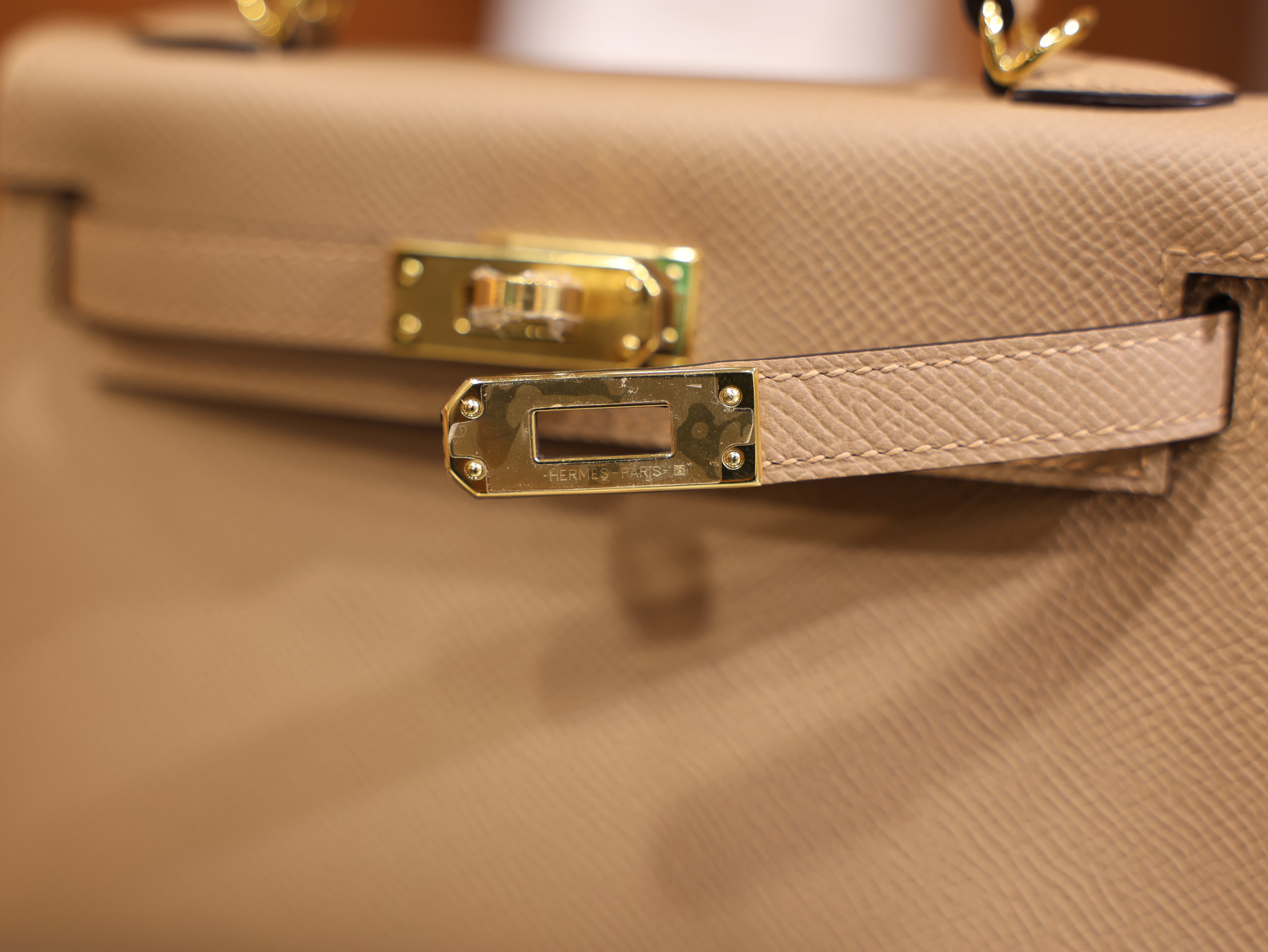Kelly mini 2 epsom chai GHW