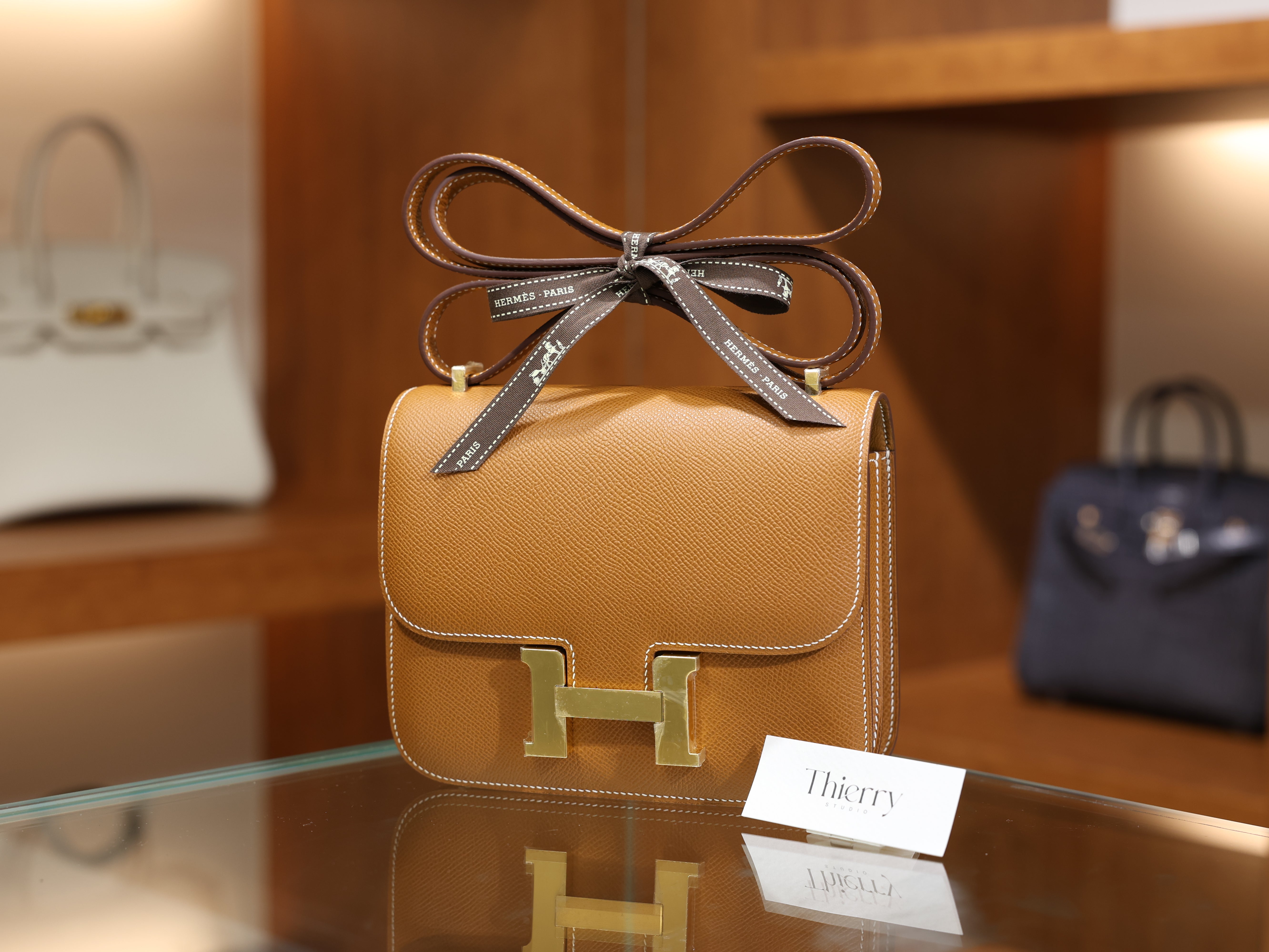 Constance 18 epsom gold GHW