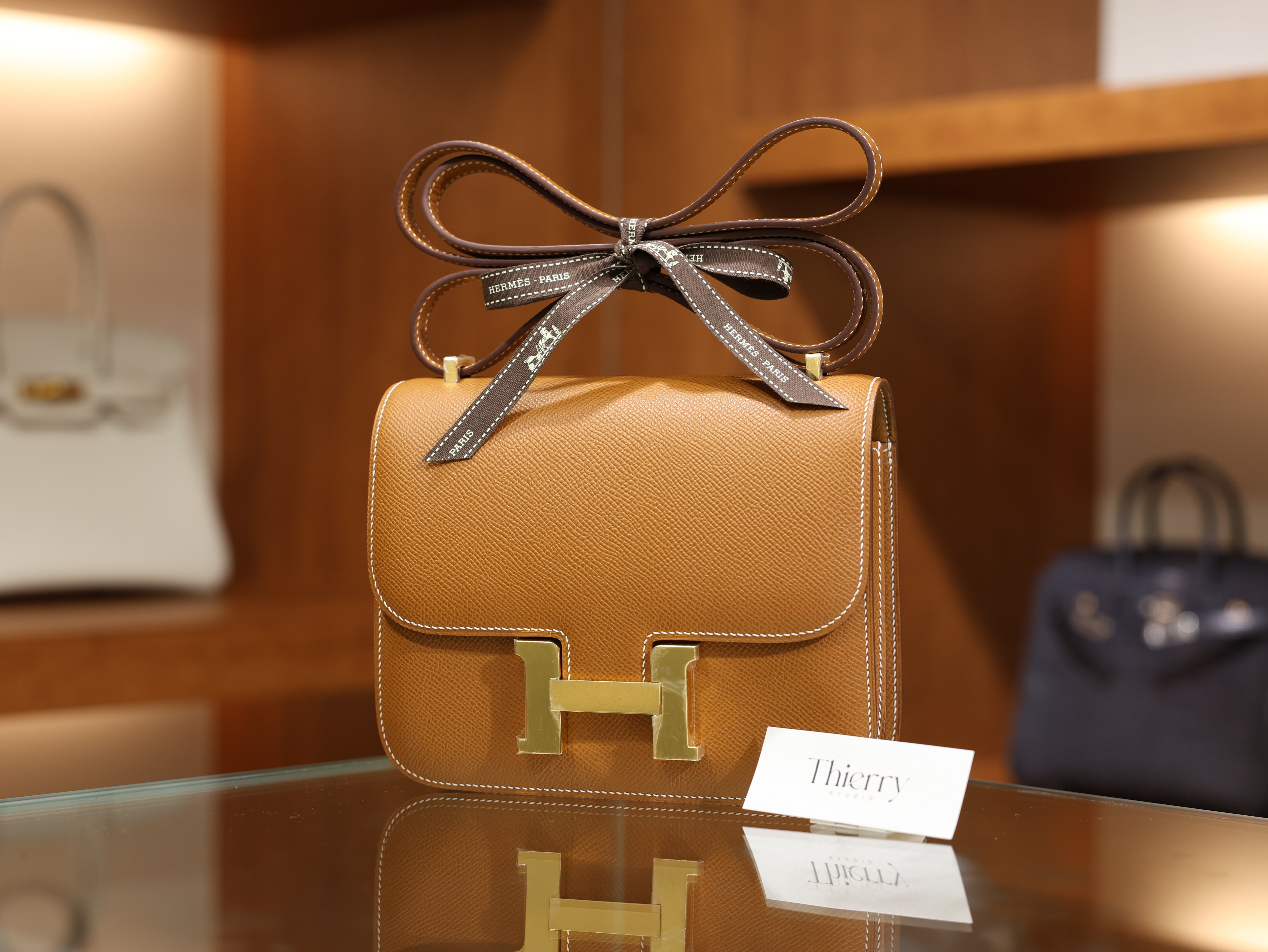 Constance 18 epsom gold GHW