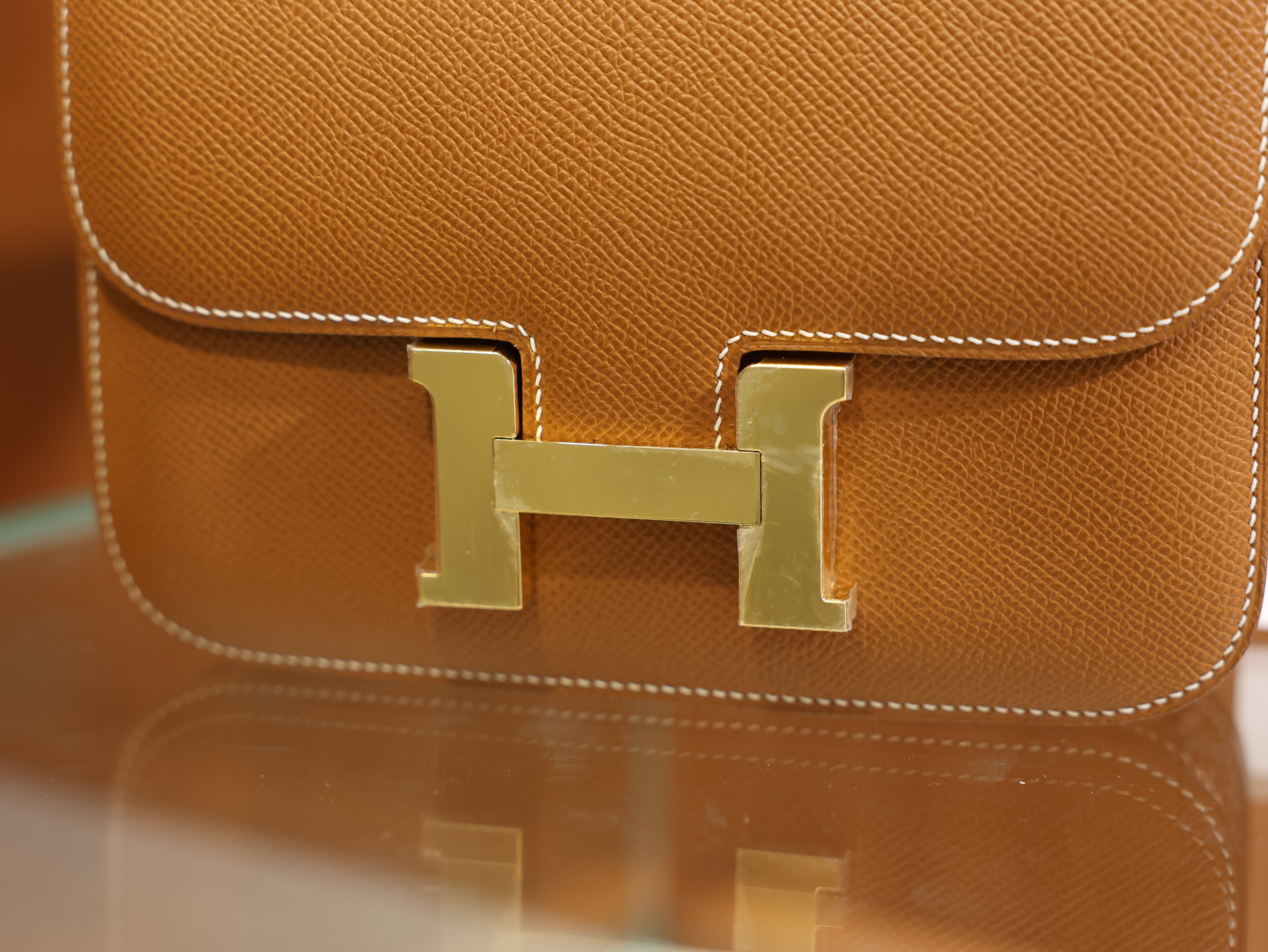 Constance 18 epsom gold GHW