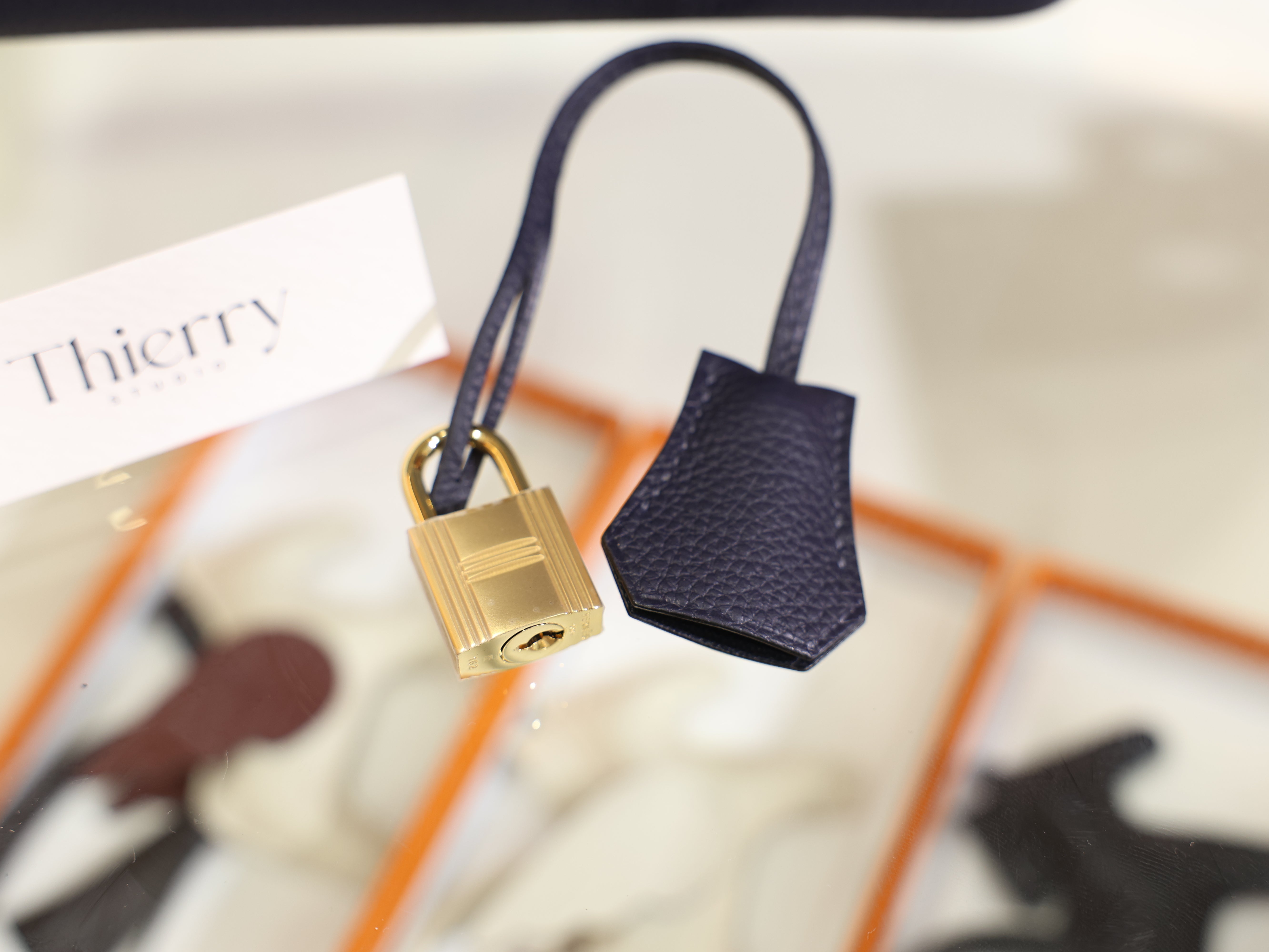 Birkin 25 togo blue nuit GHW