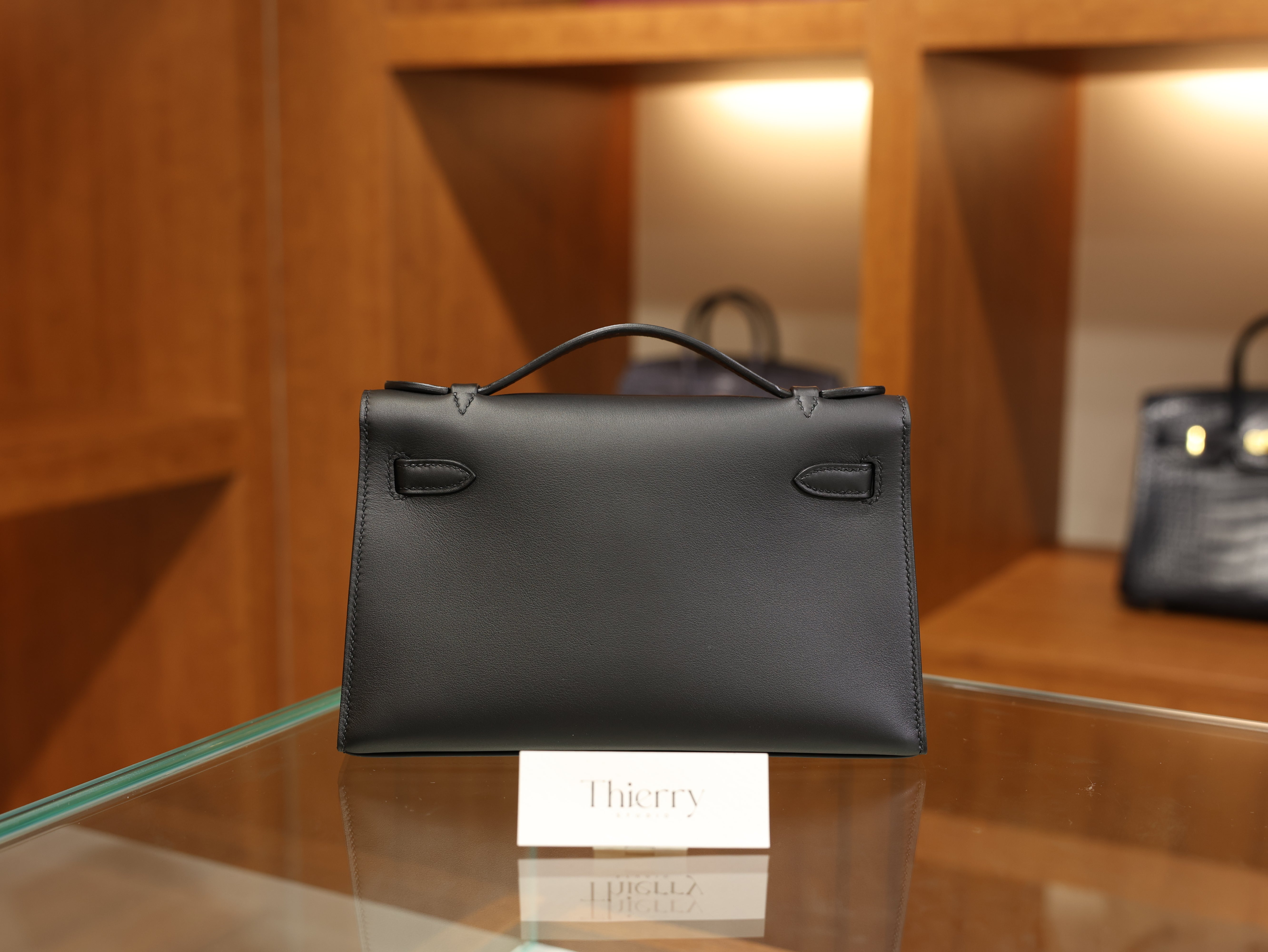 Kelly pochette swift black GHW