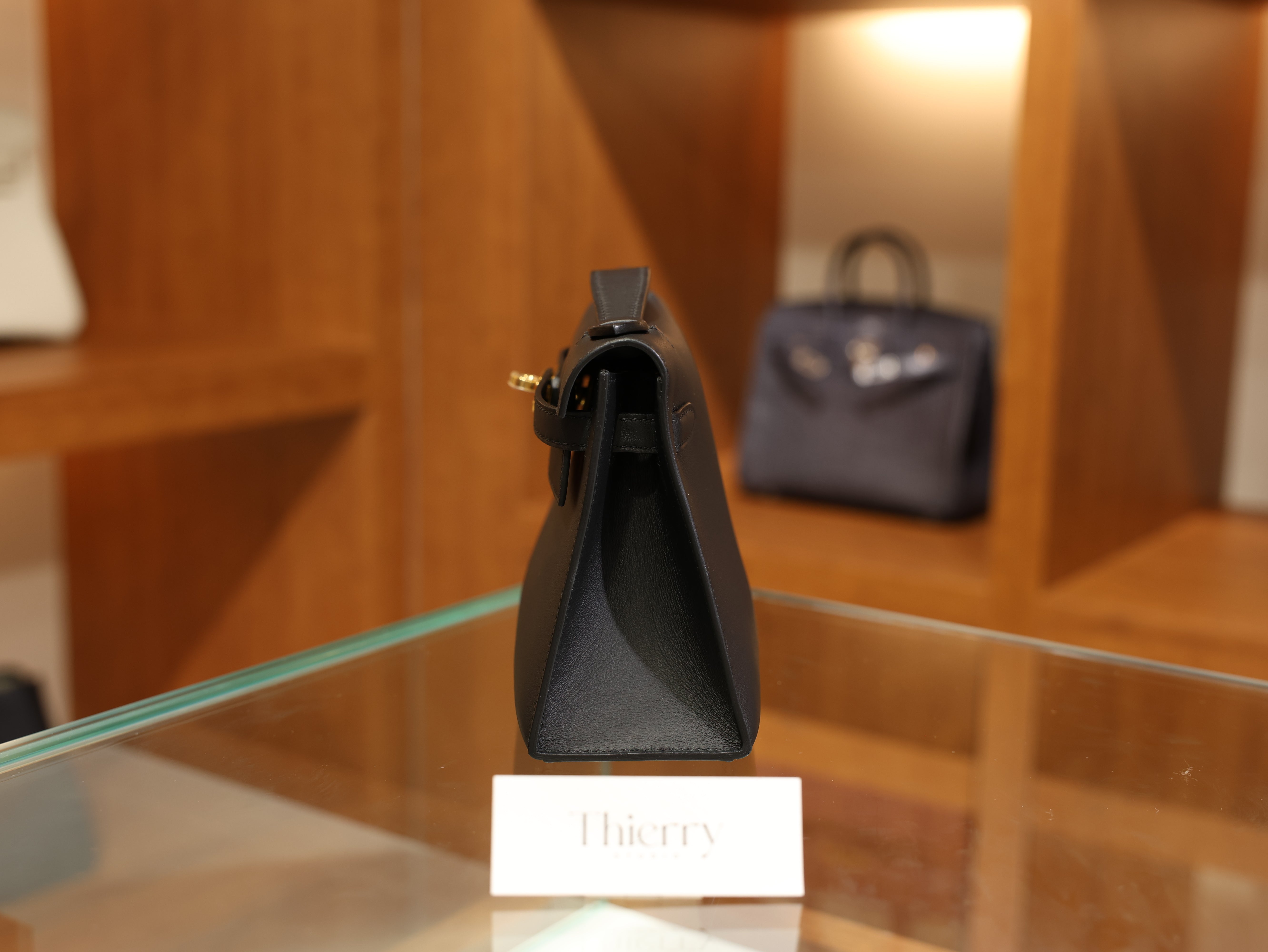 Kelly pochette swift black GHW