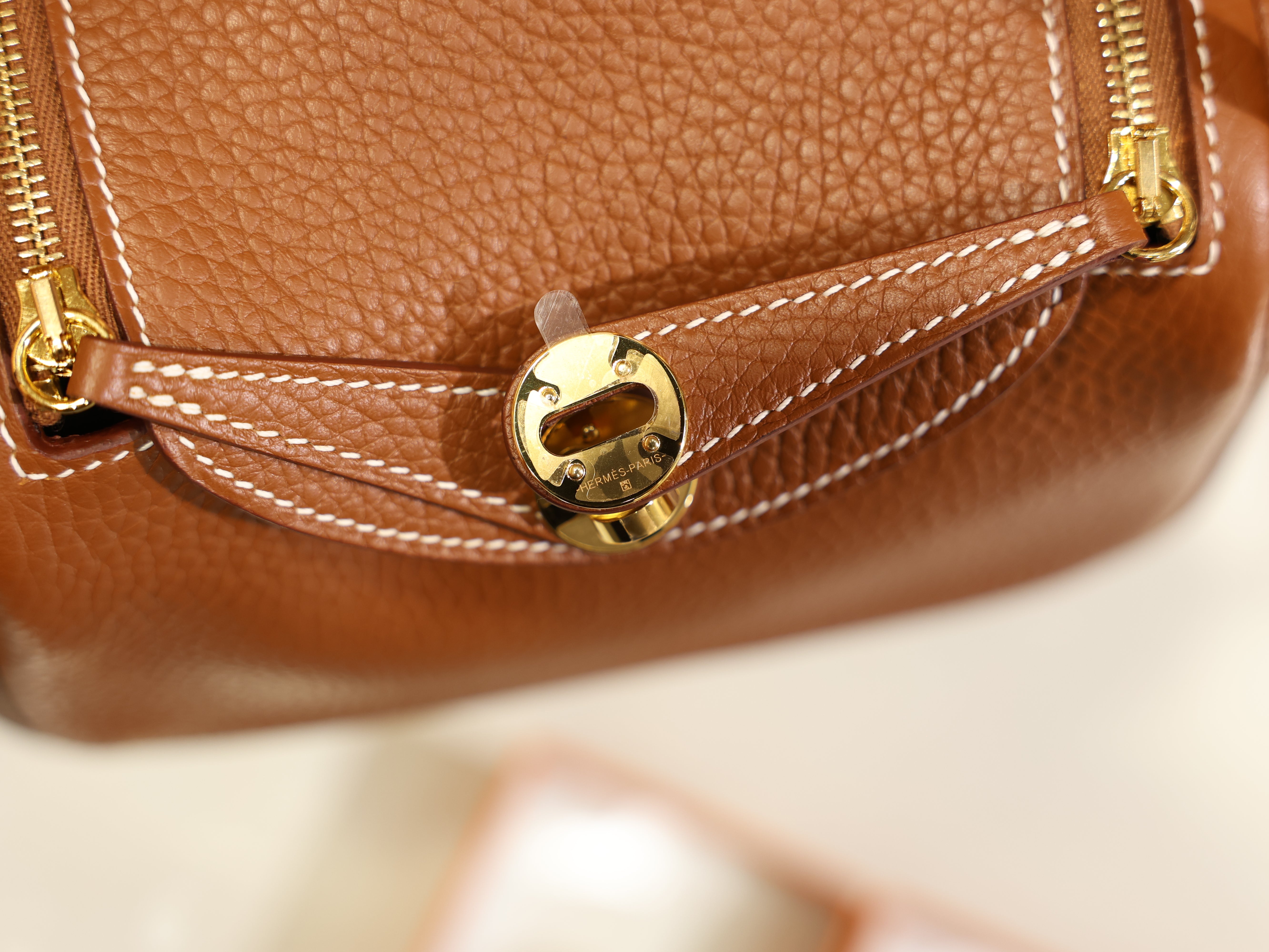 Lindy mini clemence gold GHW