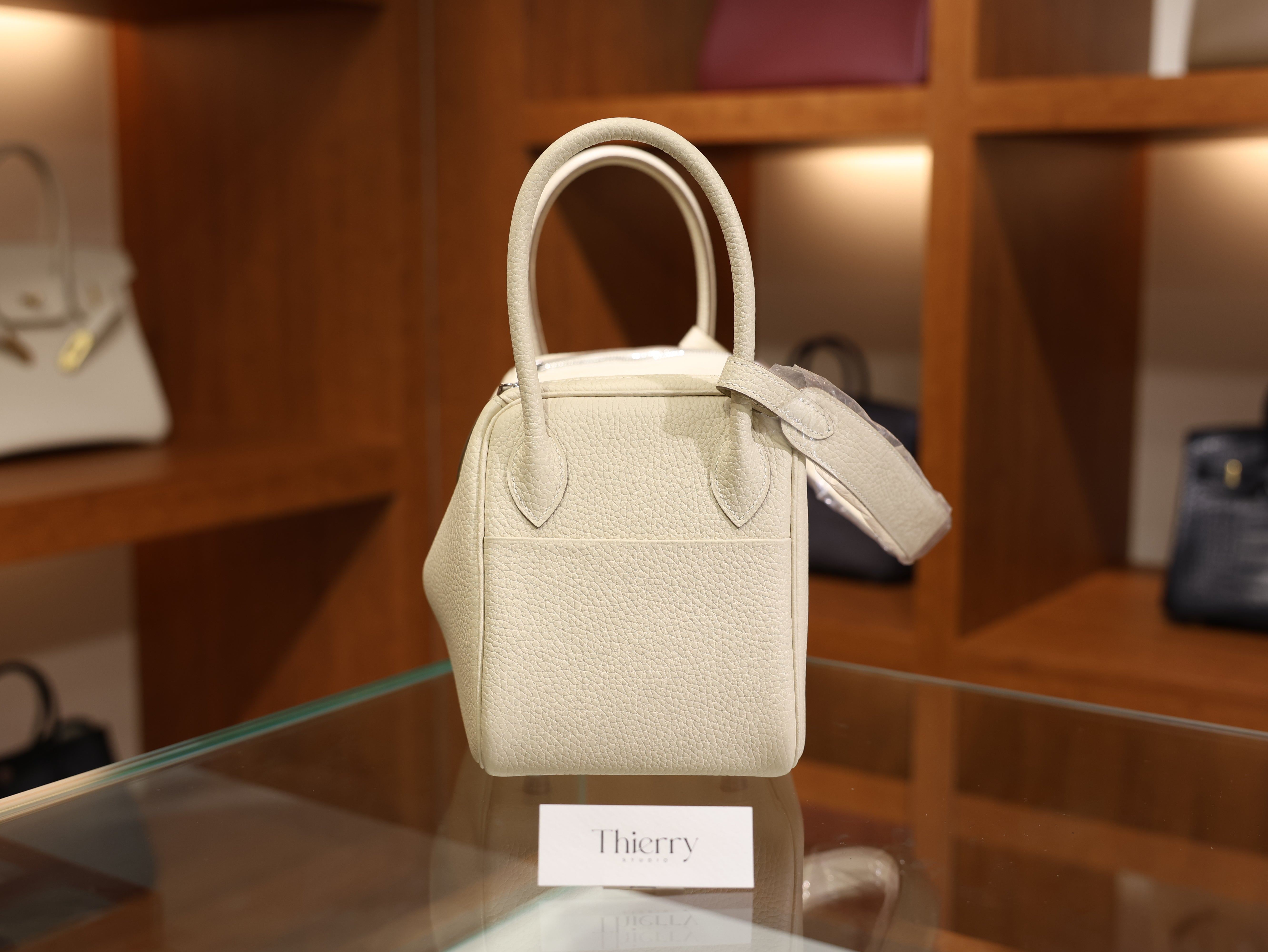 Lindy 26 clemence craie PHW