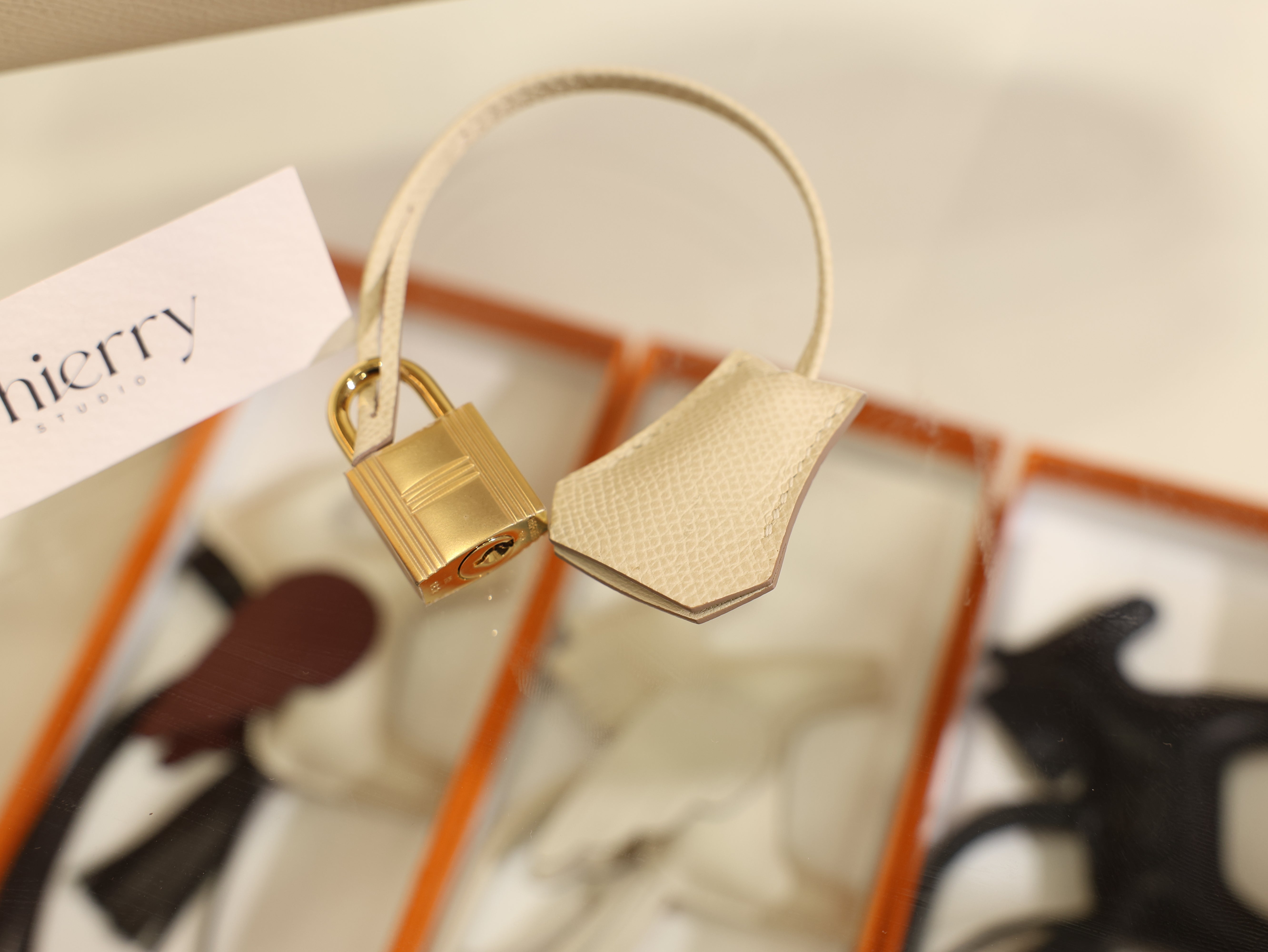 Kelly 25 epsom craie GHW