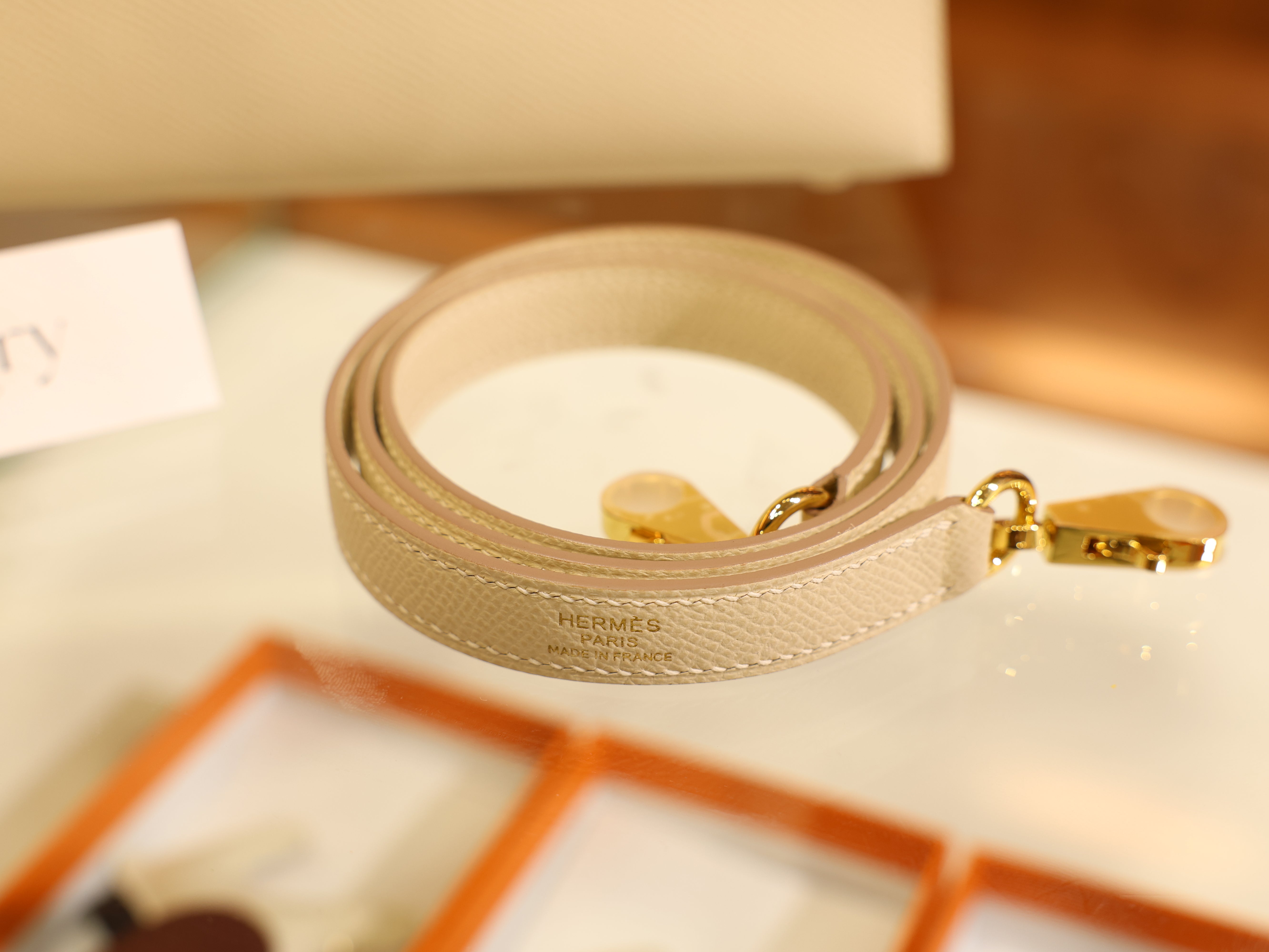 Kelly 25 epsom craie GHW