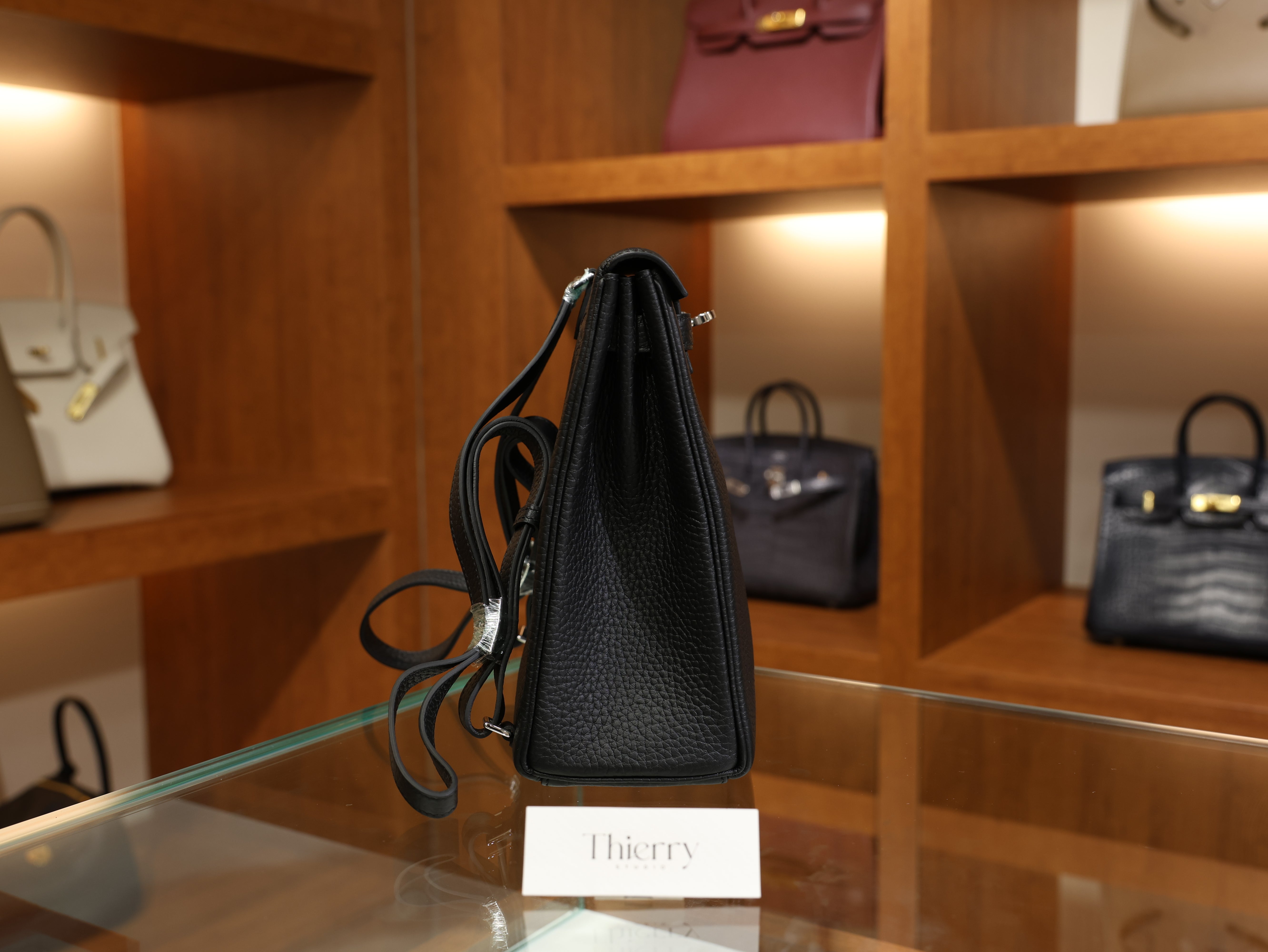 Kelly Ado PM clemence black PHW