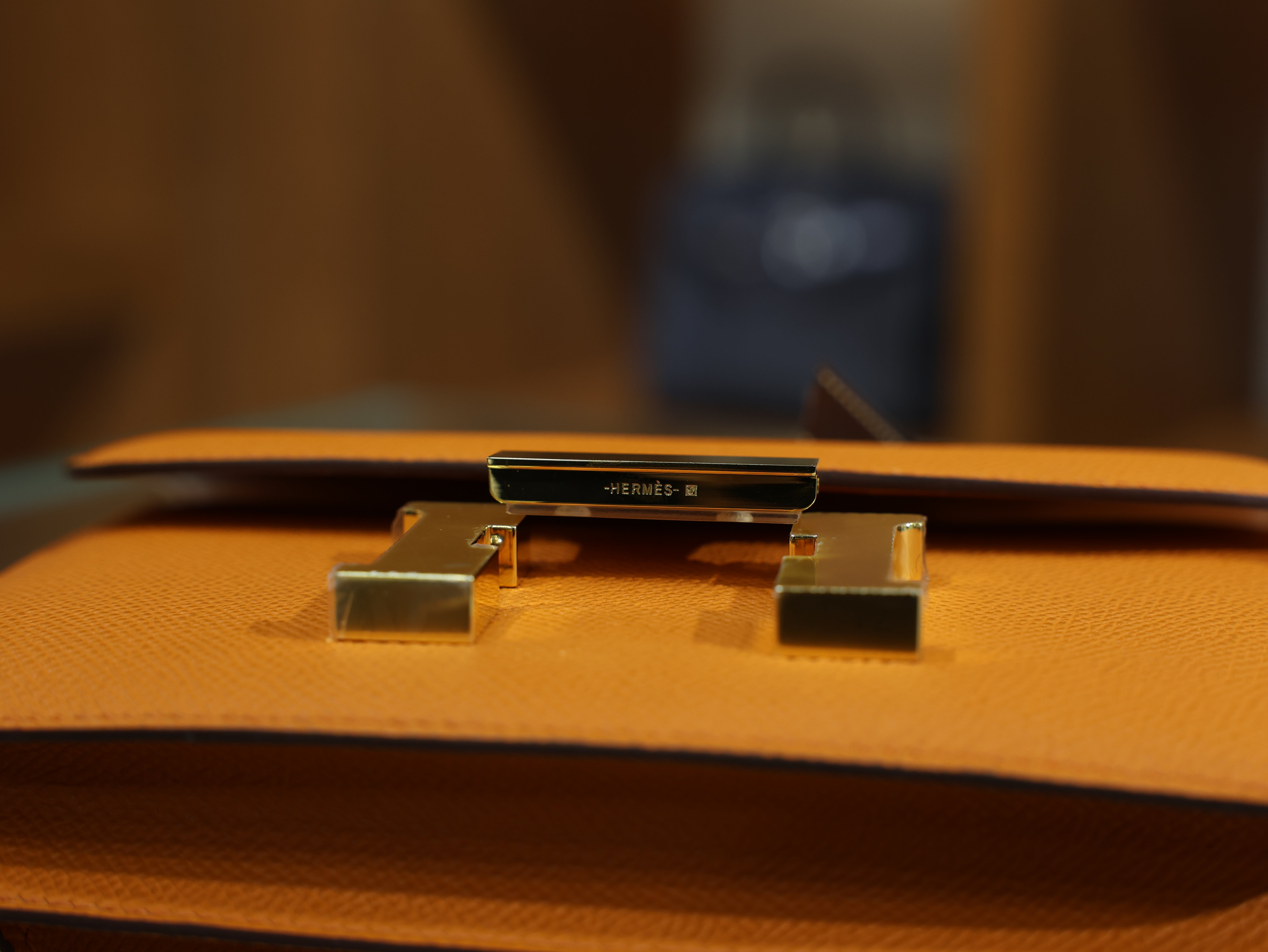 콘스탄스 18 앱송 오렌지 금장