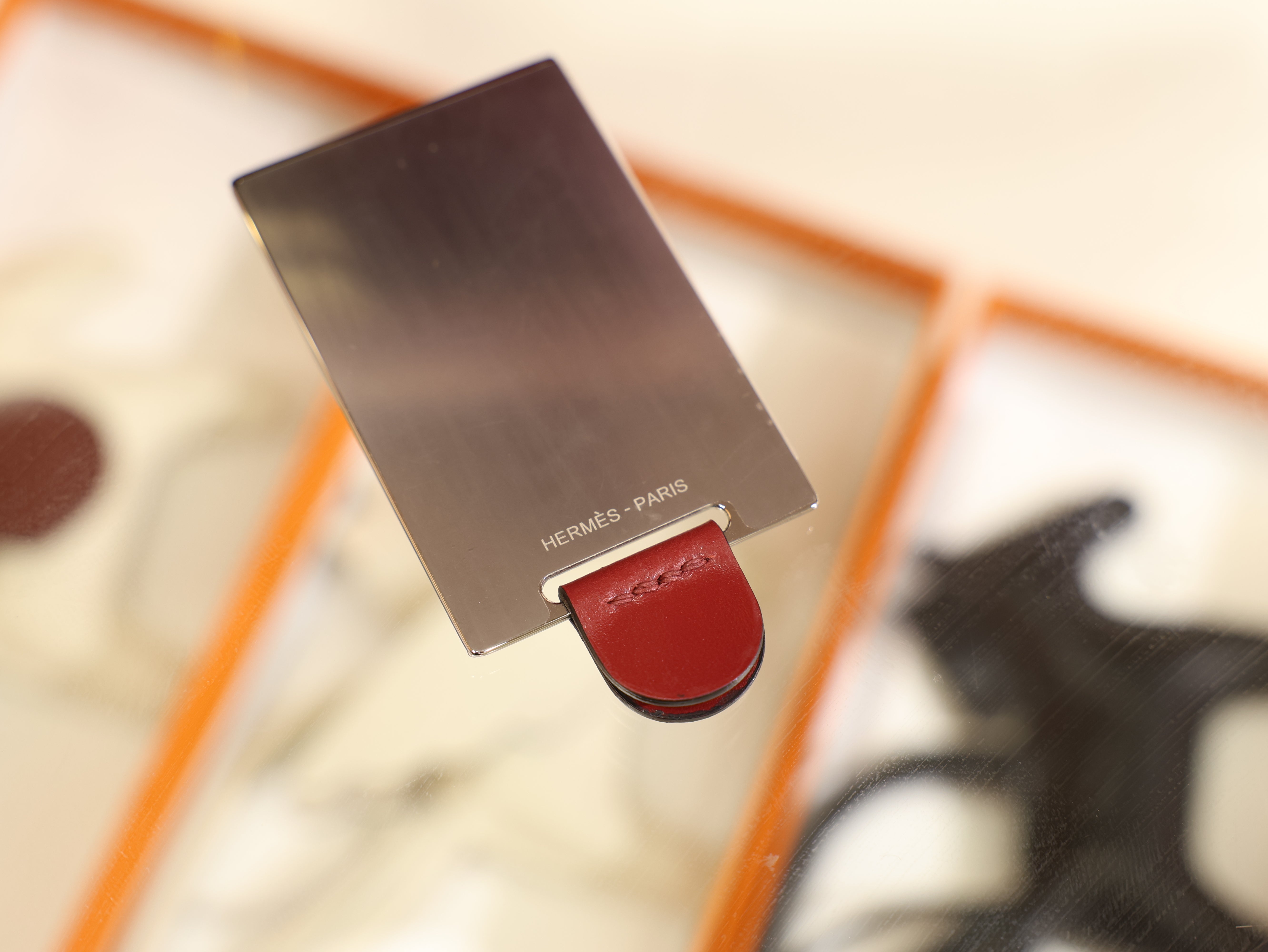 Constance 18 box rouge H GHW