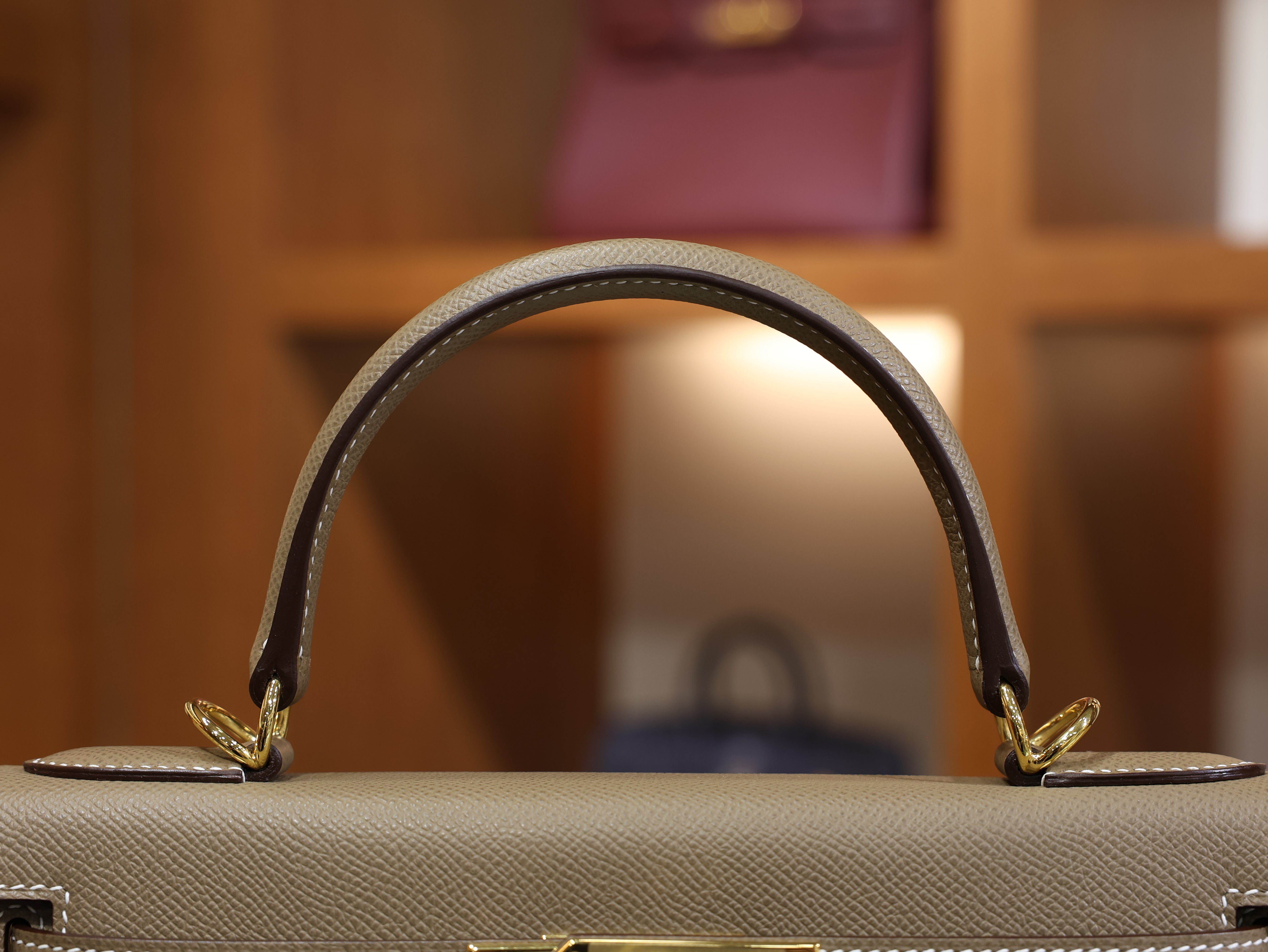 Kelly 28 epsom etoupe GHW