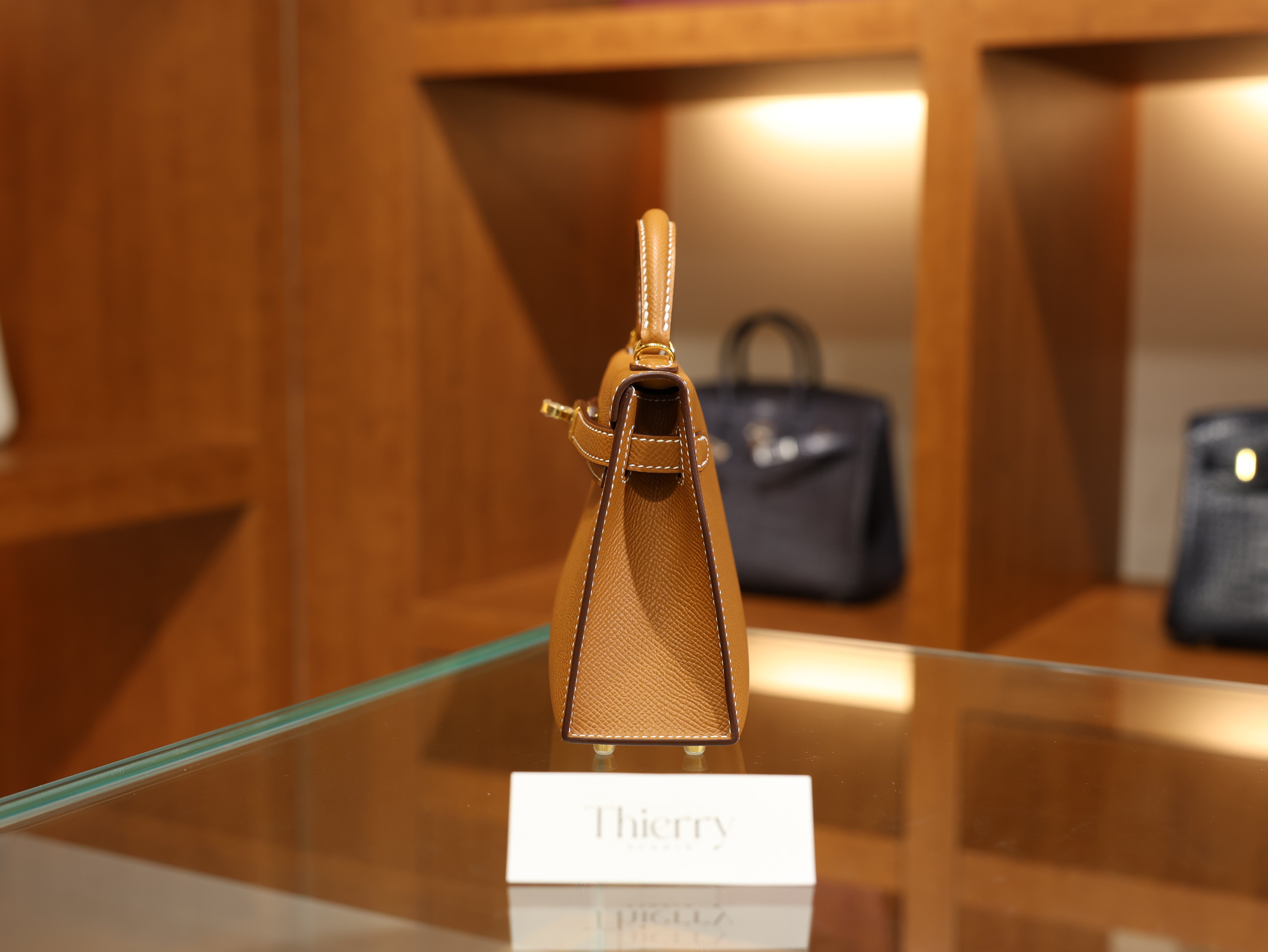 Kelly mini 2 epsom gold GHW