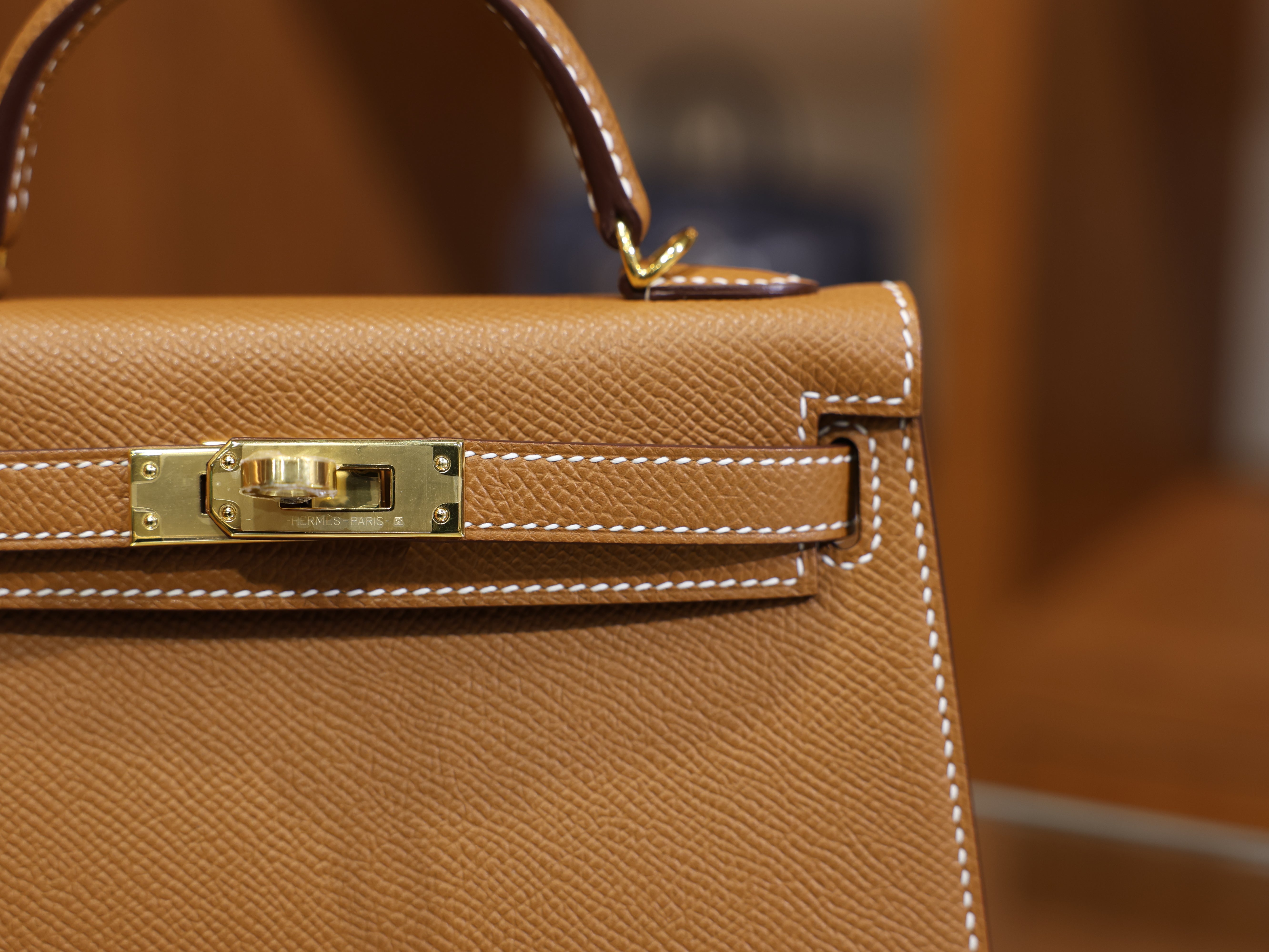 Kelly mini 2 epsom gold GHW