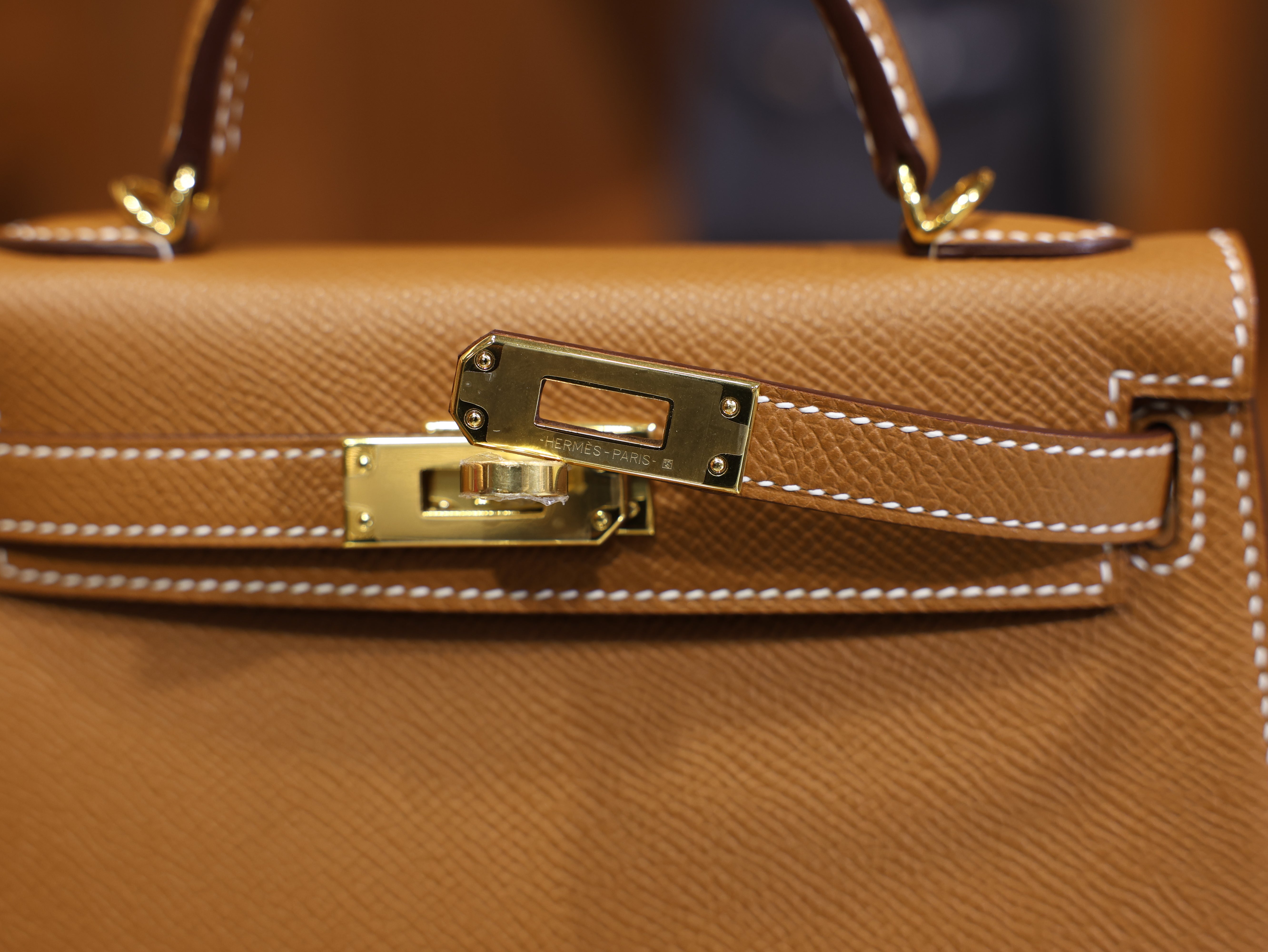 Kelly mini 2 epsom gold GHW