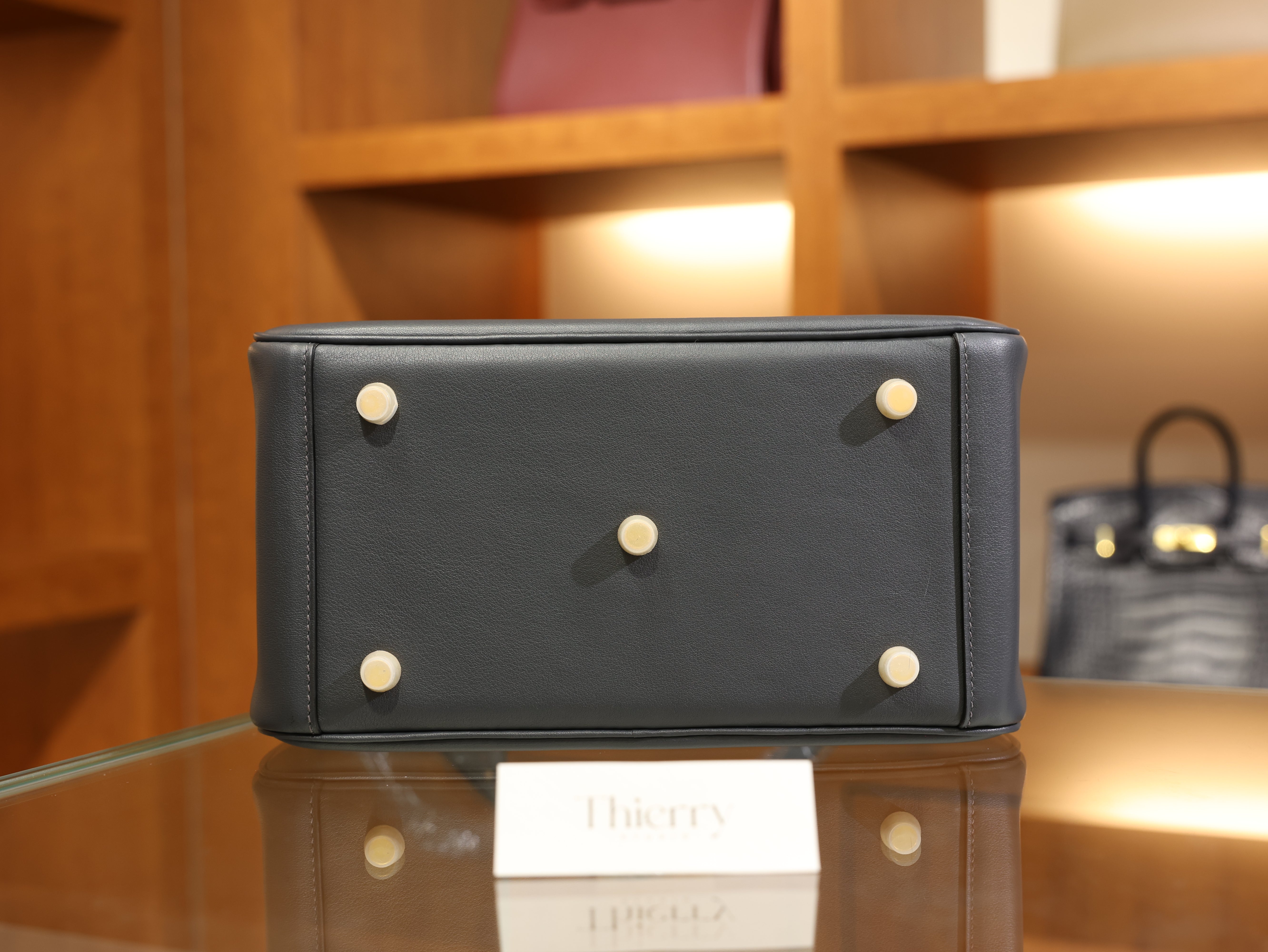 린디 26 스위프트 그리스 미스티 & 블랙 금장