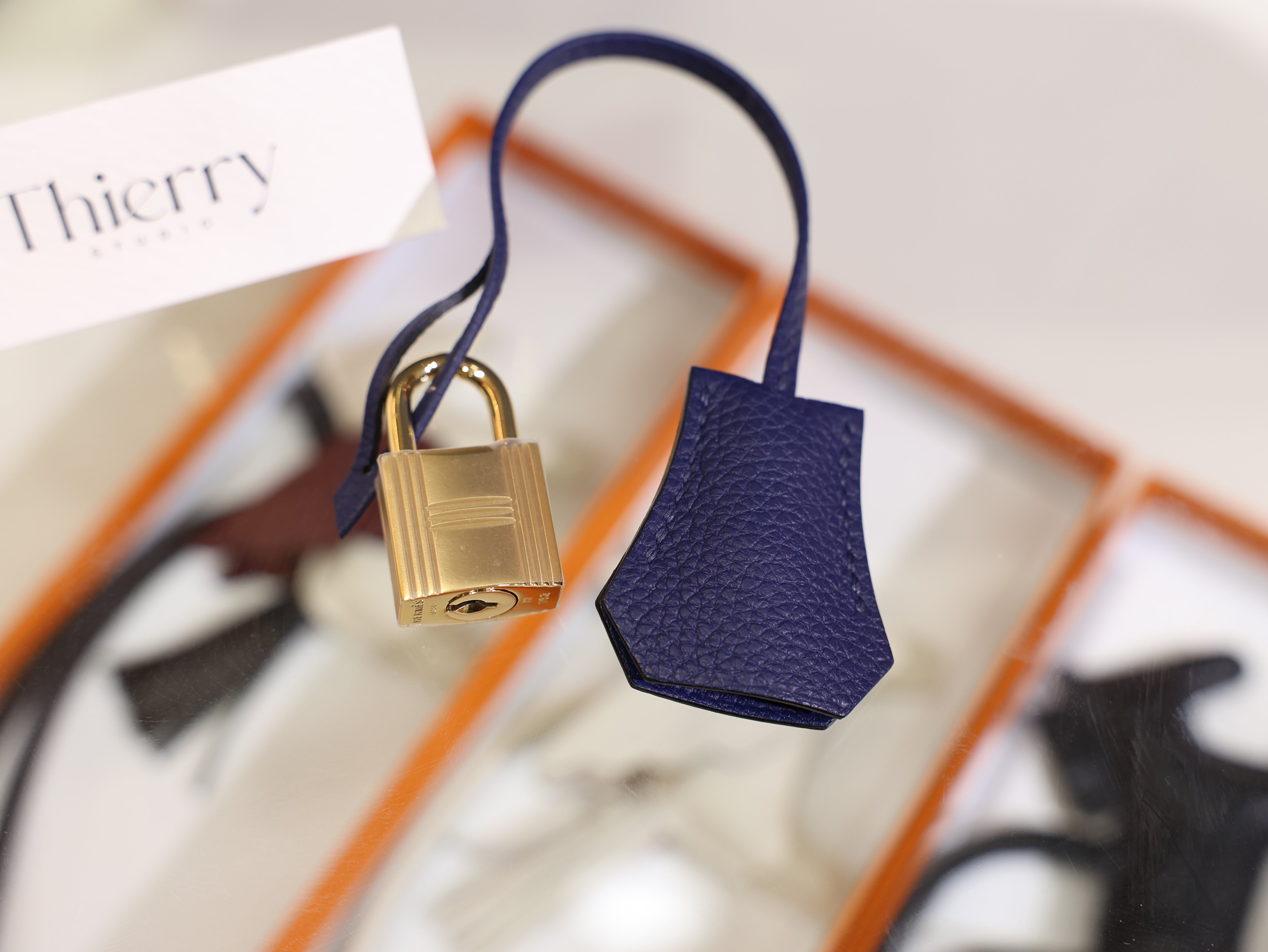 Birkin 25 togo blue saphir GHW