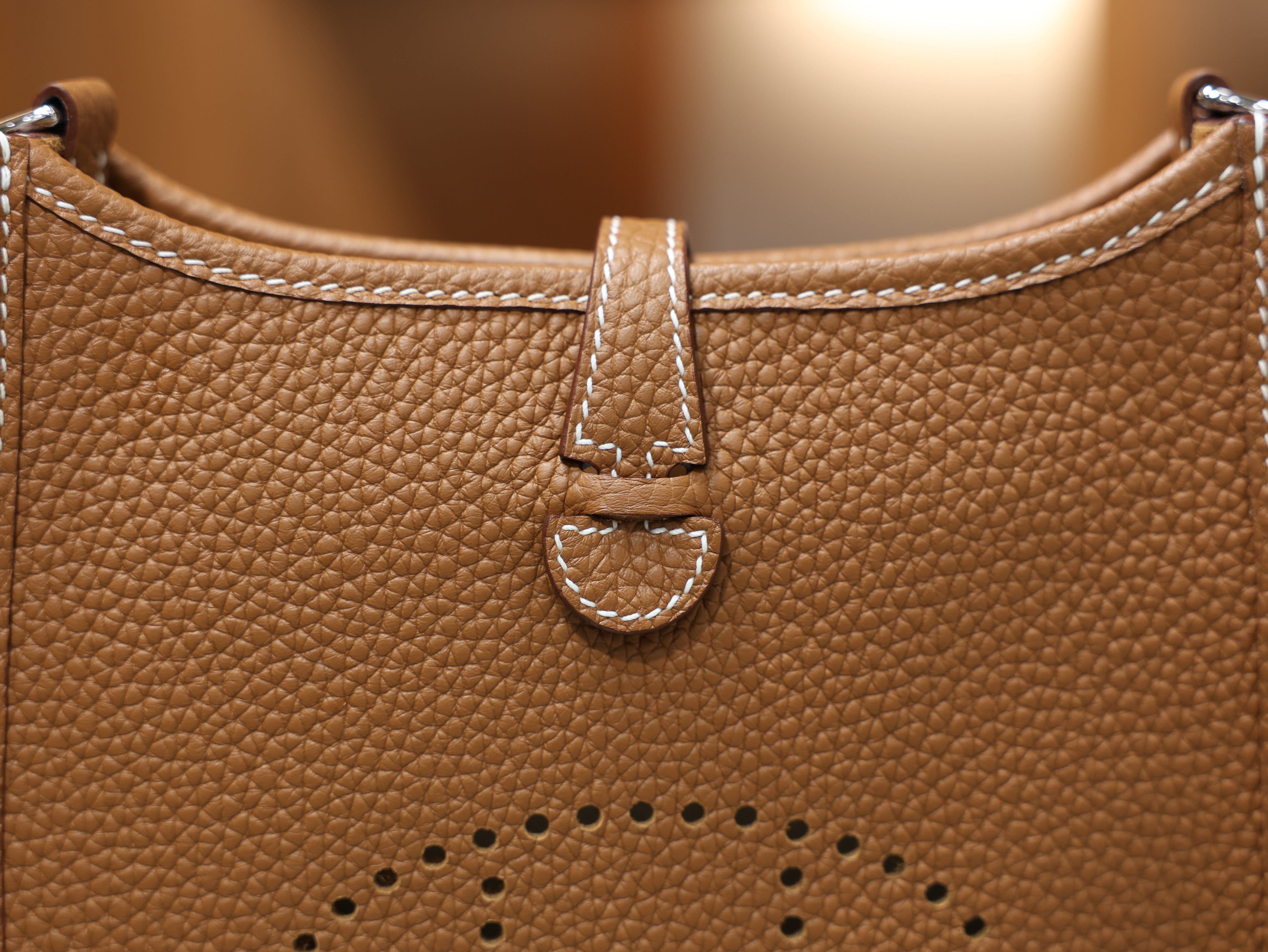 Evelyne mini clemence gold GHW
