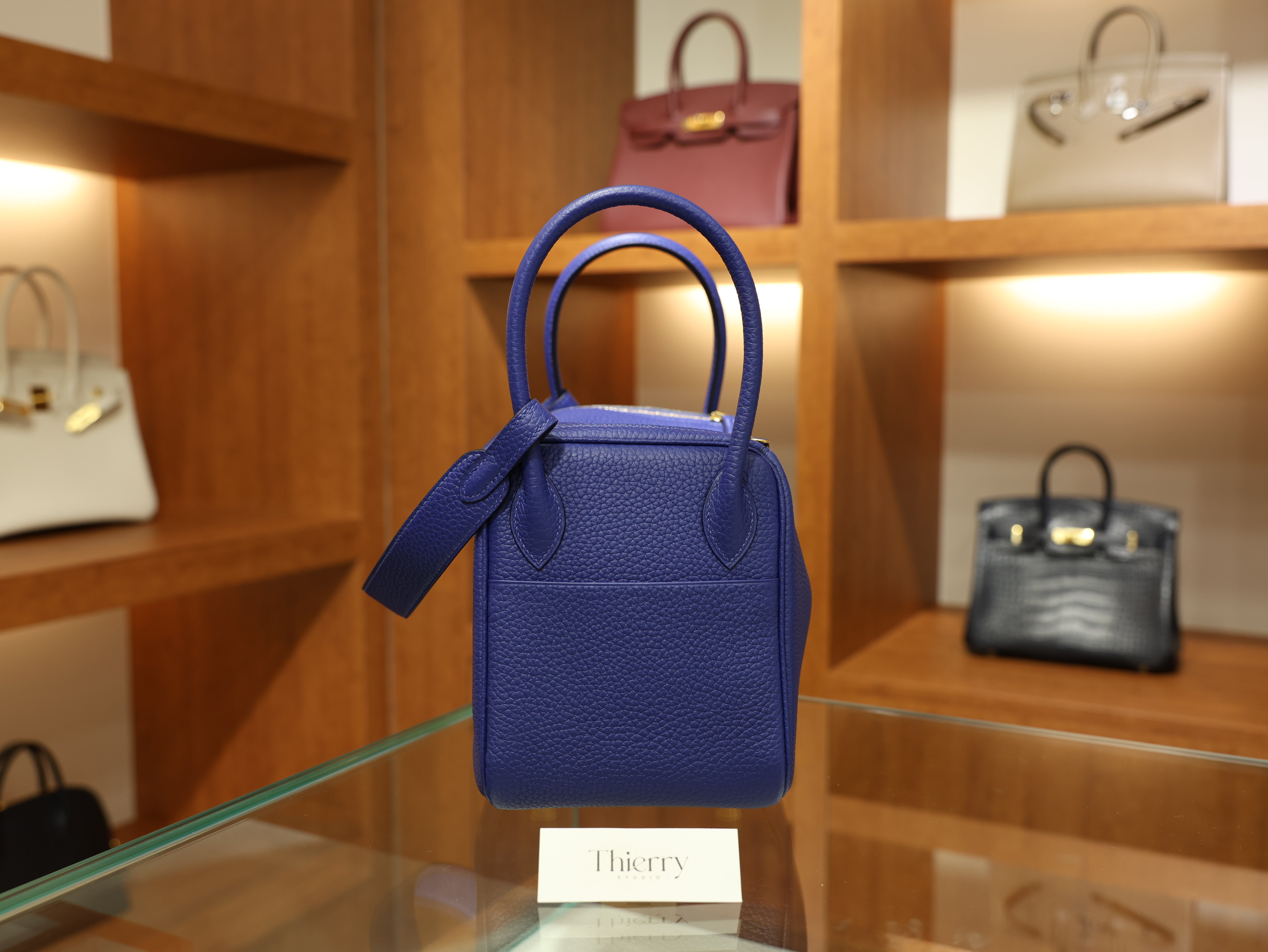 Lindy 26 clemence blue electric GHW