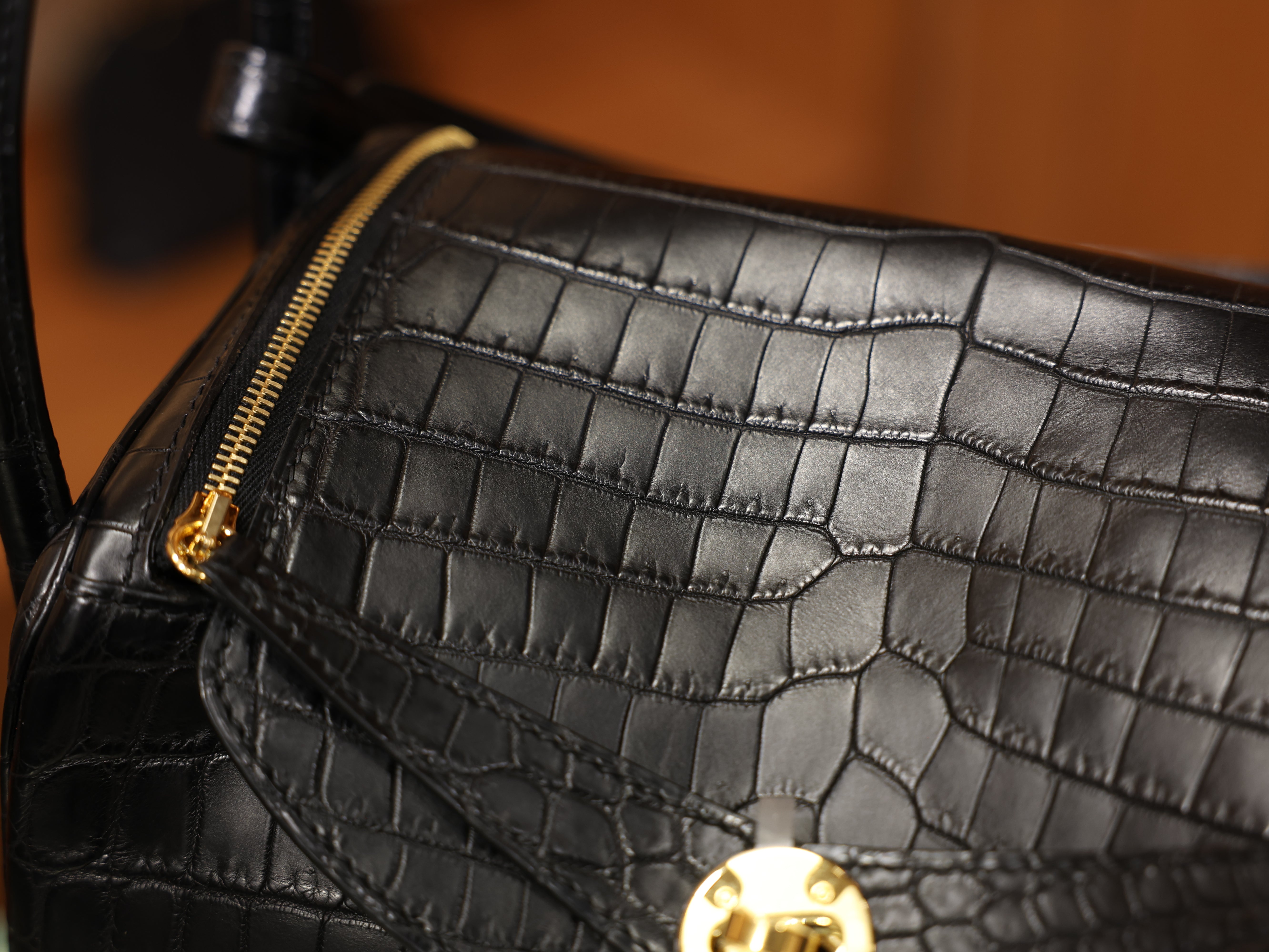 Lindy 26 matt niloticus black GHW